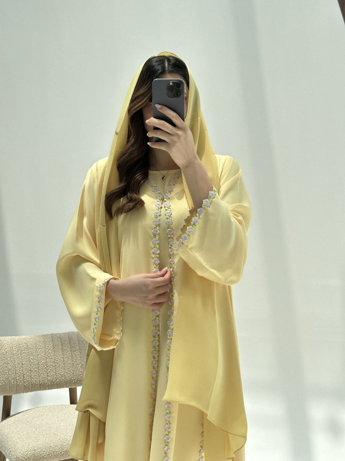 C 2226 Buttercup Lace Abaya