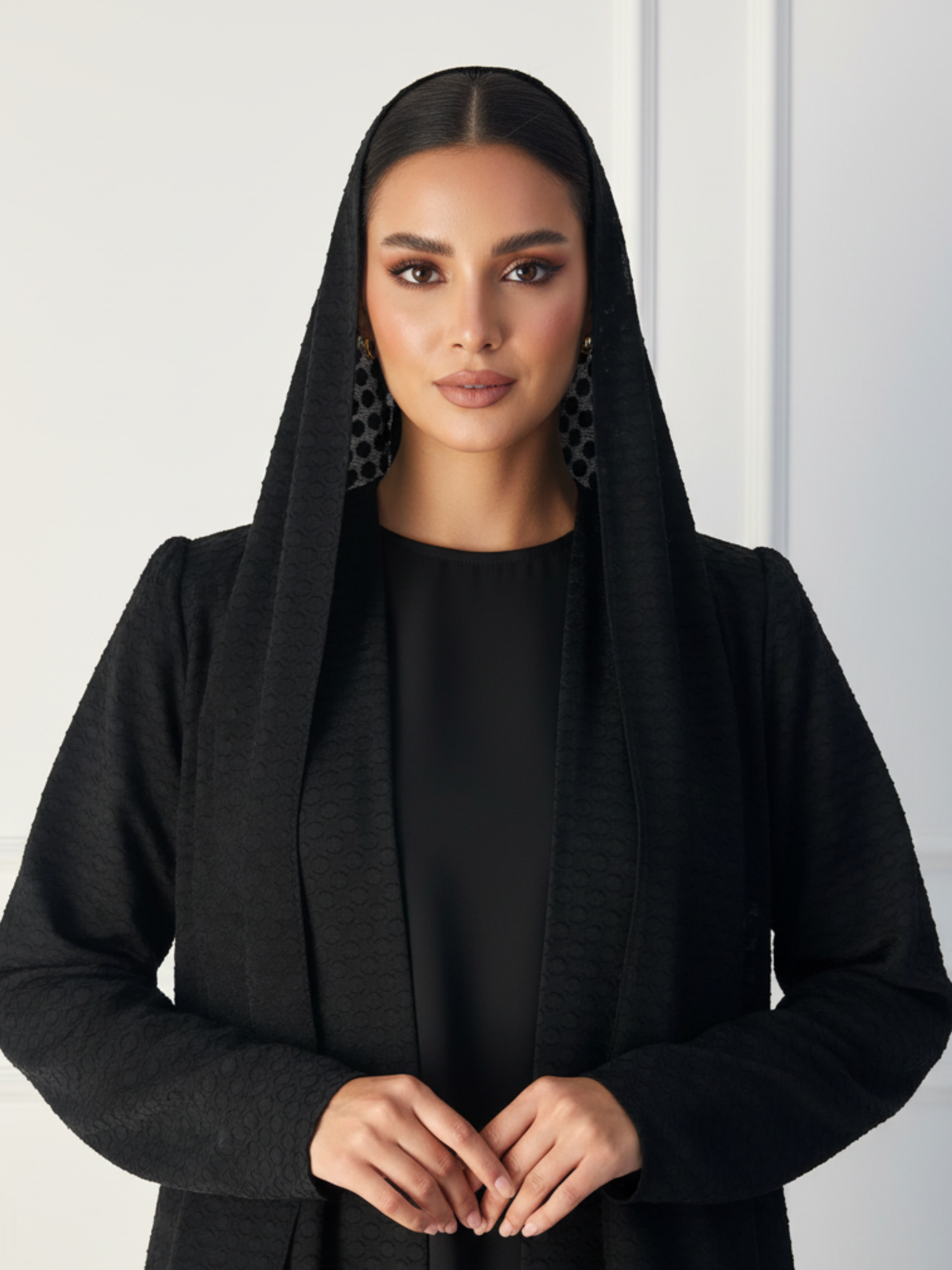 C 2242 Black Dotted Abaya