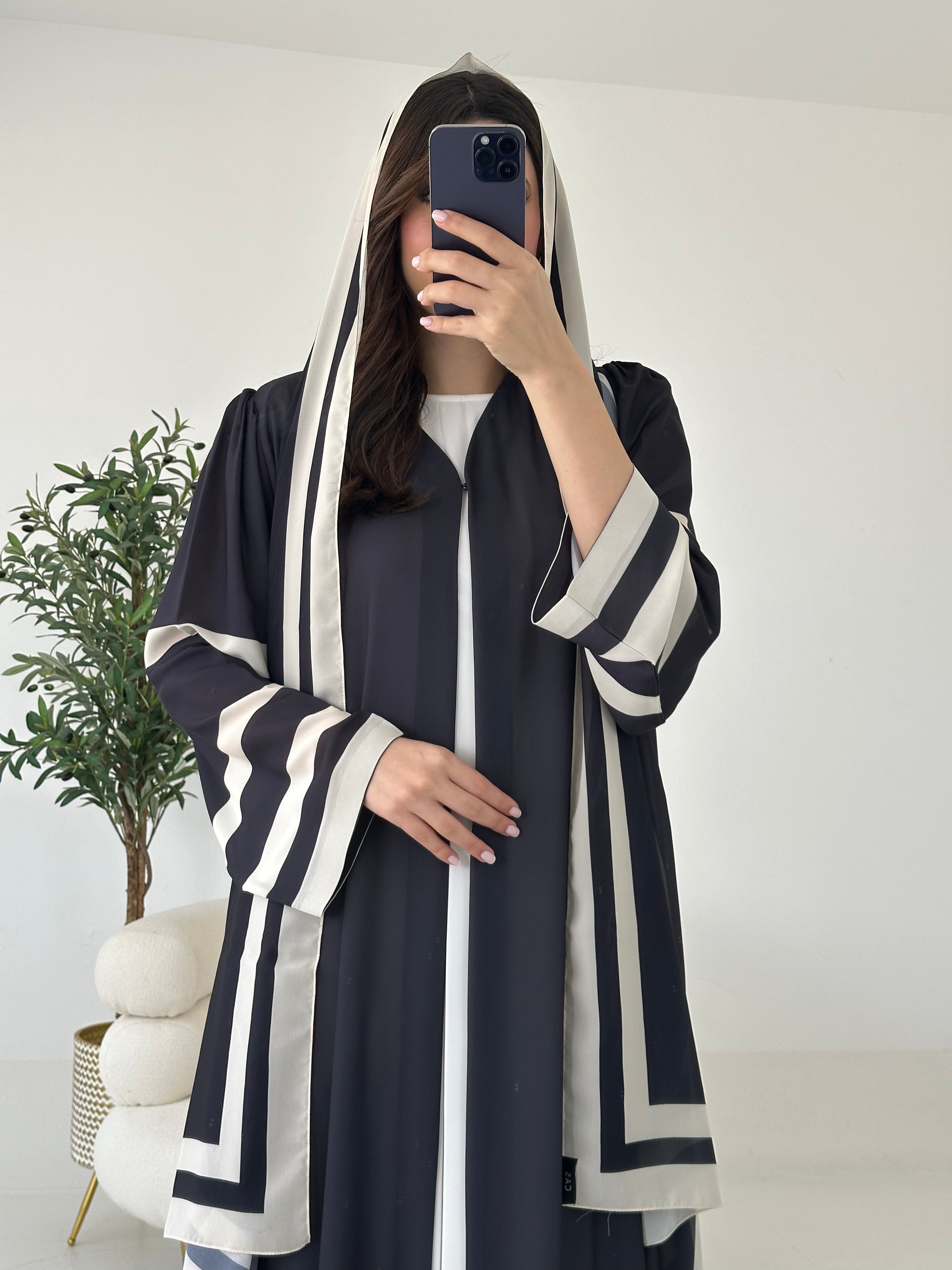 C 2263 Black White Stripe Printed Abaya