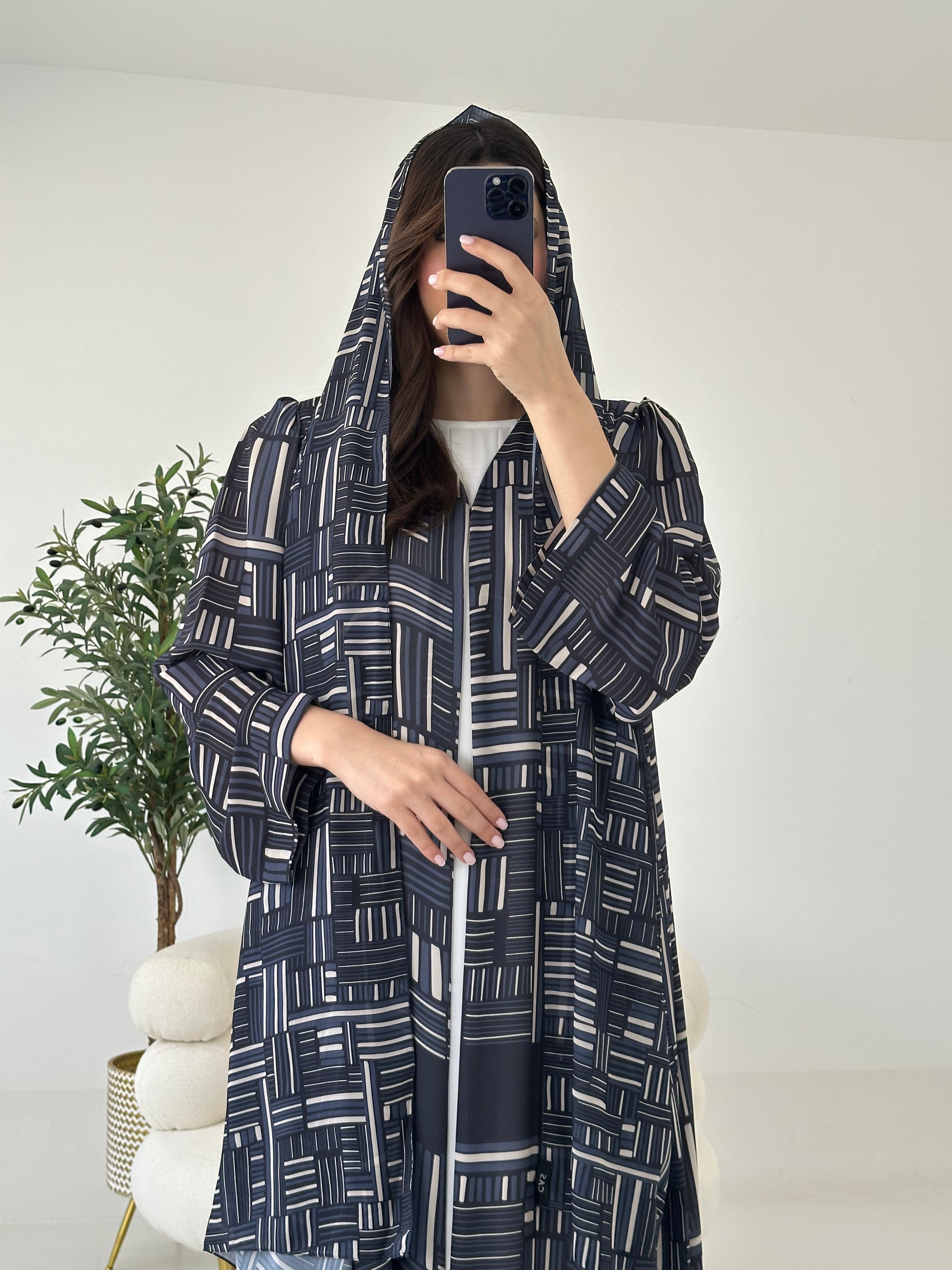 C 2269 Black Beige Printed Abaya