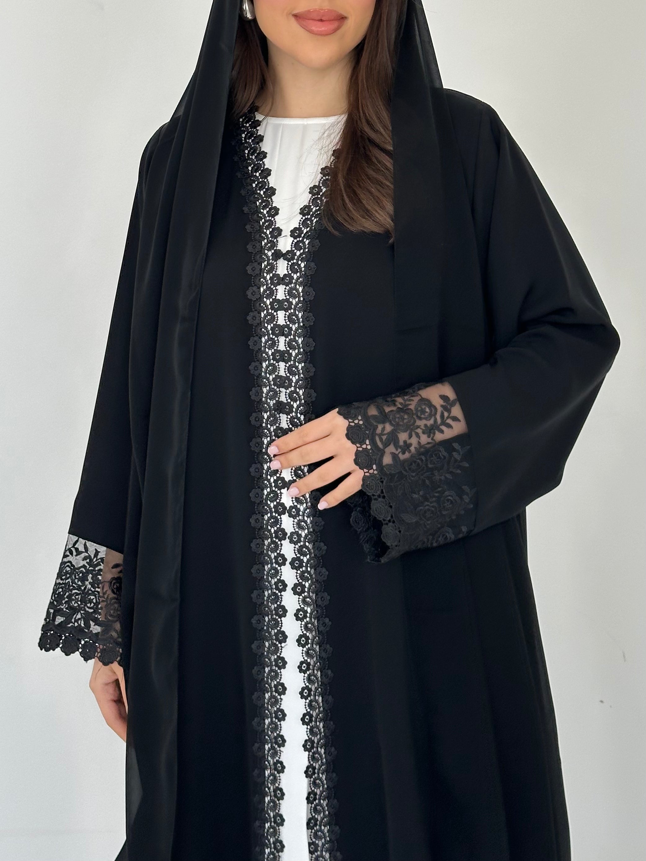 C 2290 Black Roses Lace Abaya