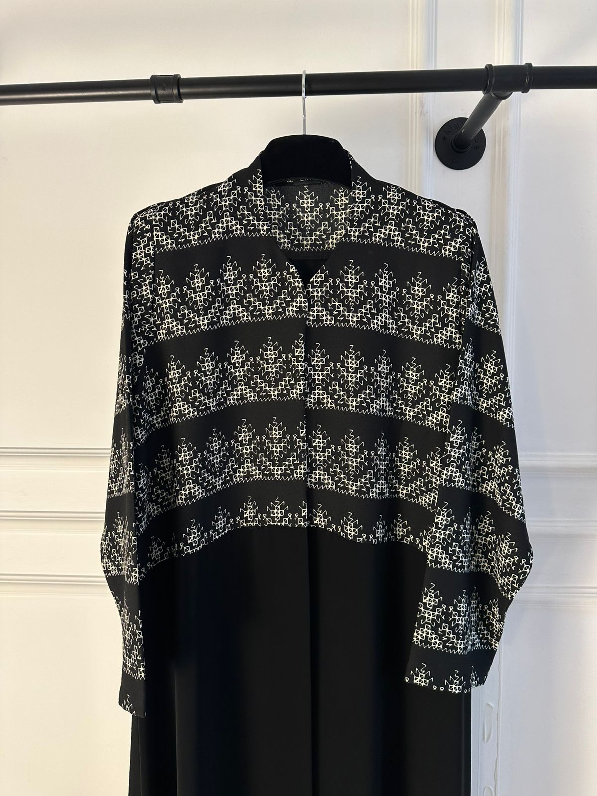 C 2307-02 Black Patterned Abaya