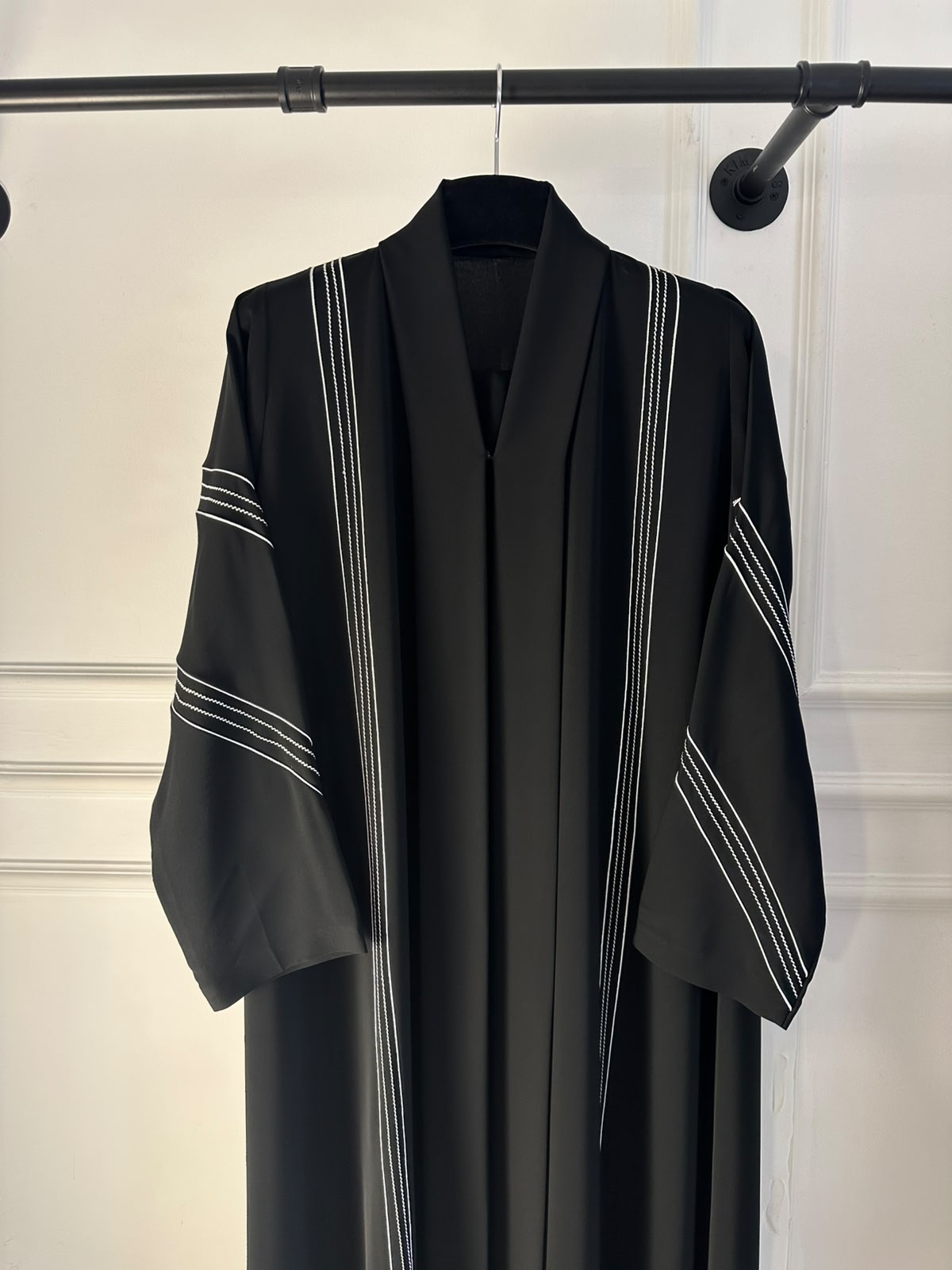 C 2318 Black Striped Abaya