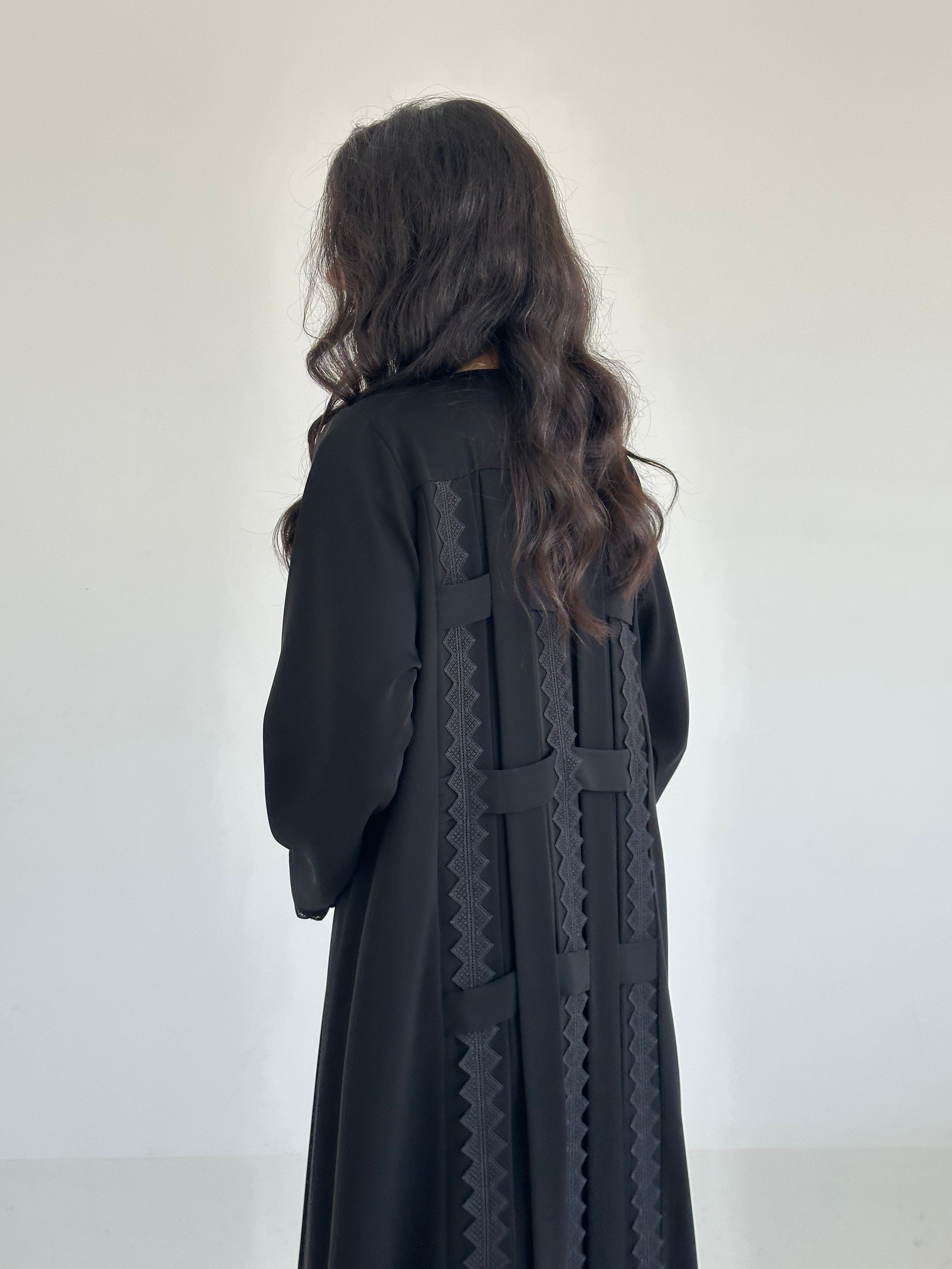 C 2353 Black Lace Abaya