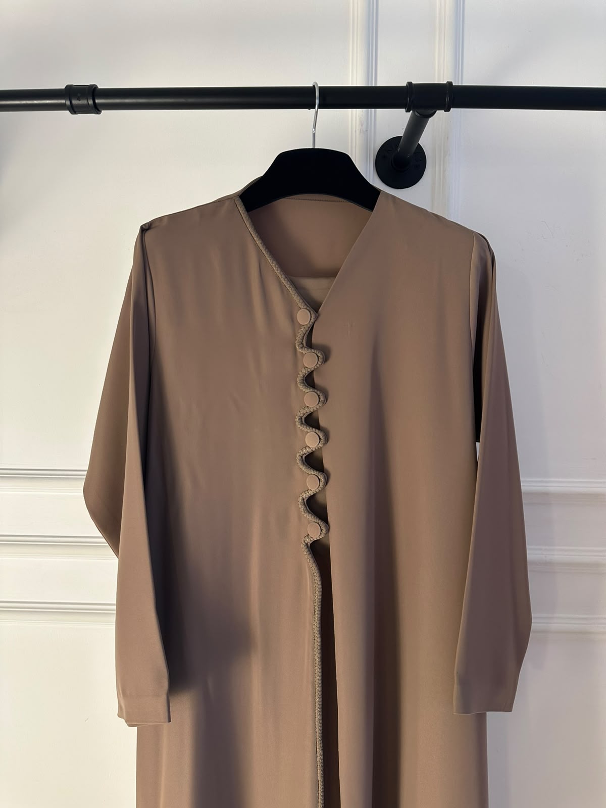 C 2362 Taupe Abaya