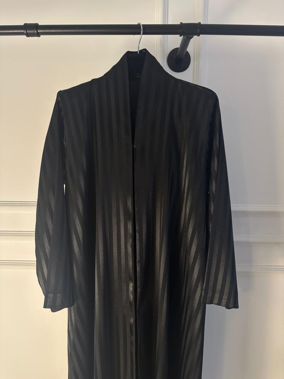 C 2384 Black Striped Abaya
