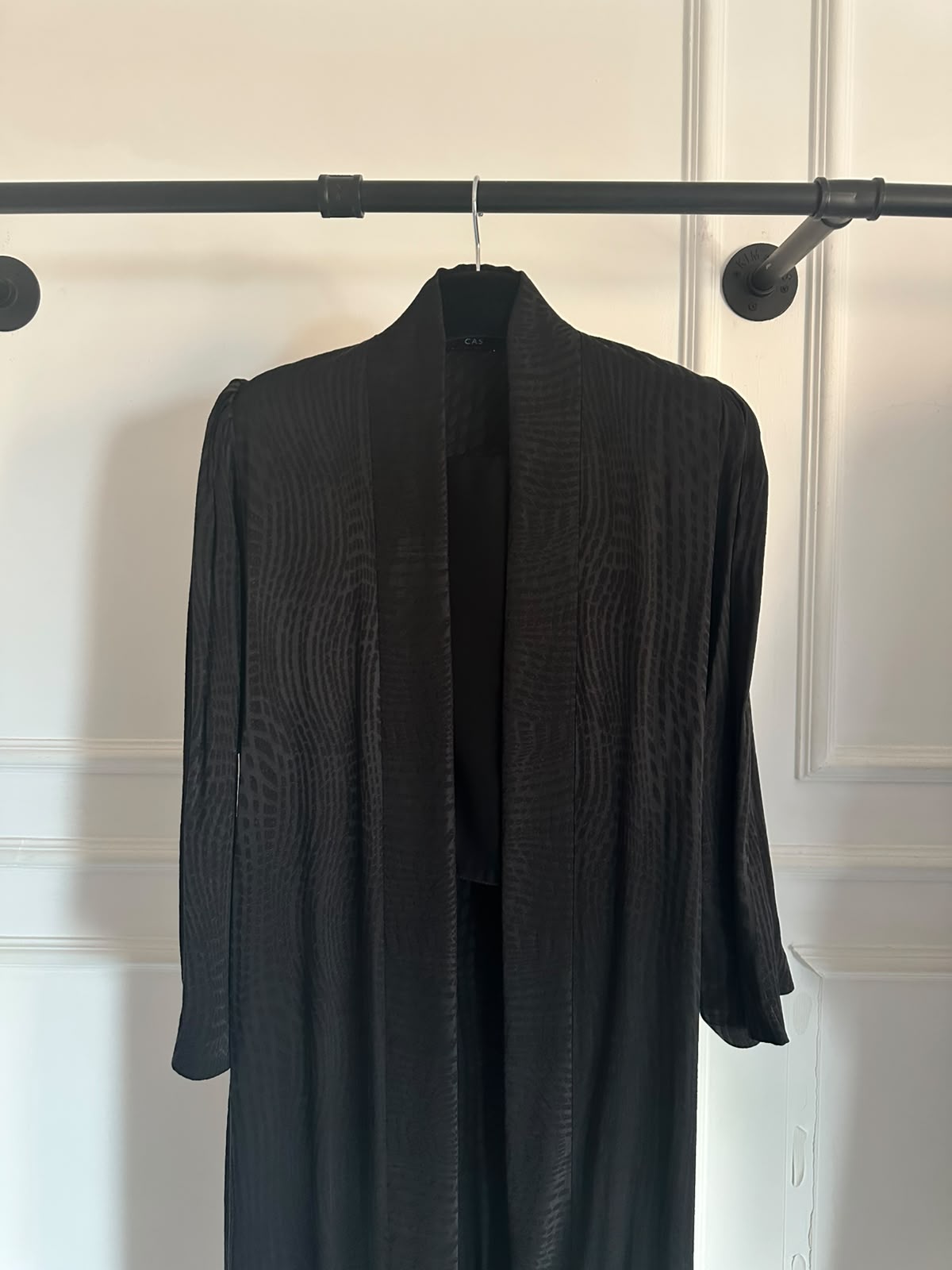 C 2388-02 Black Swirls Abaya