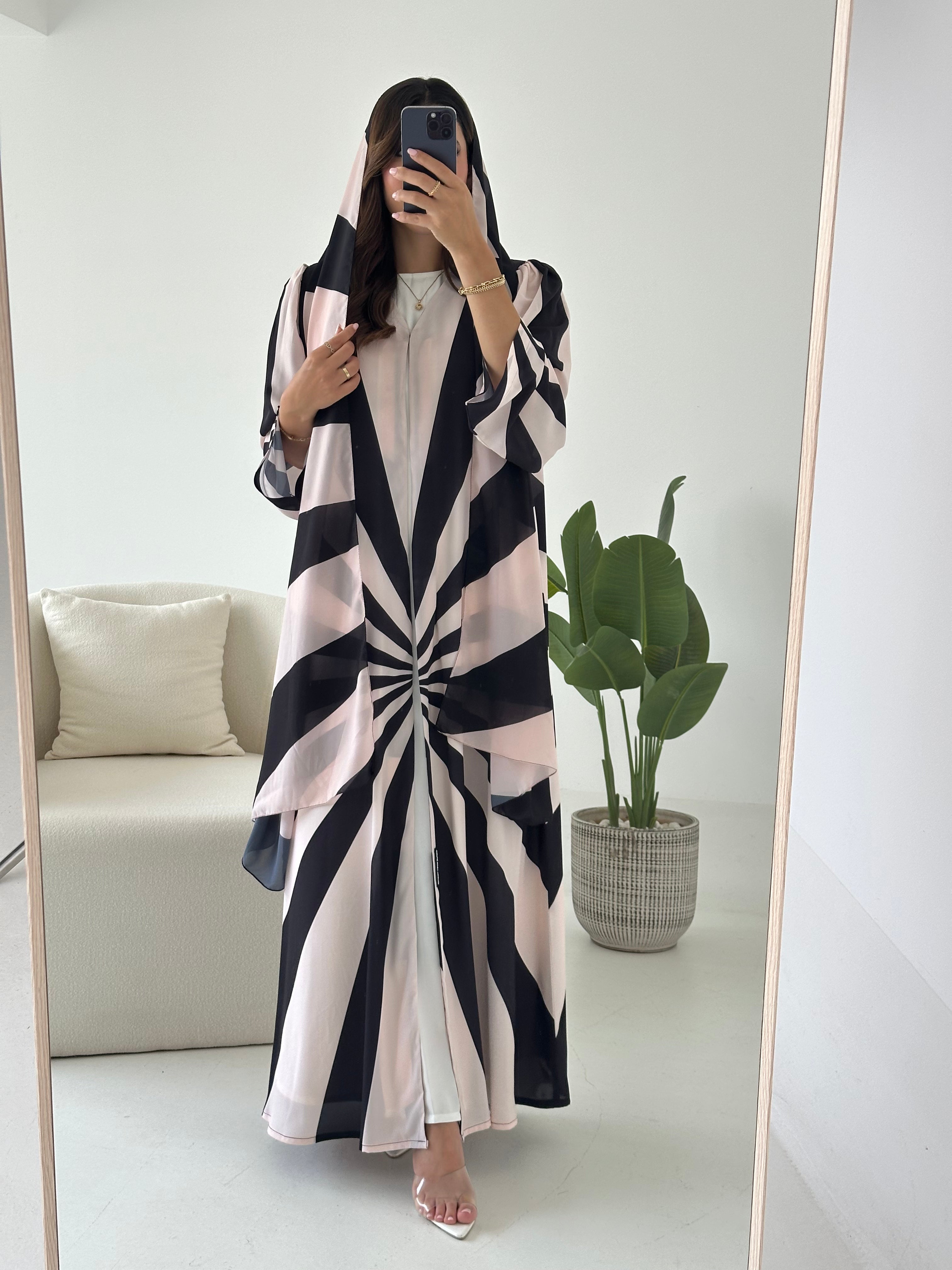 C 2429 Pale Pink Printed Abaya