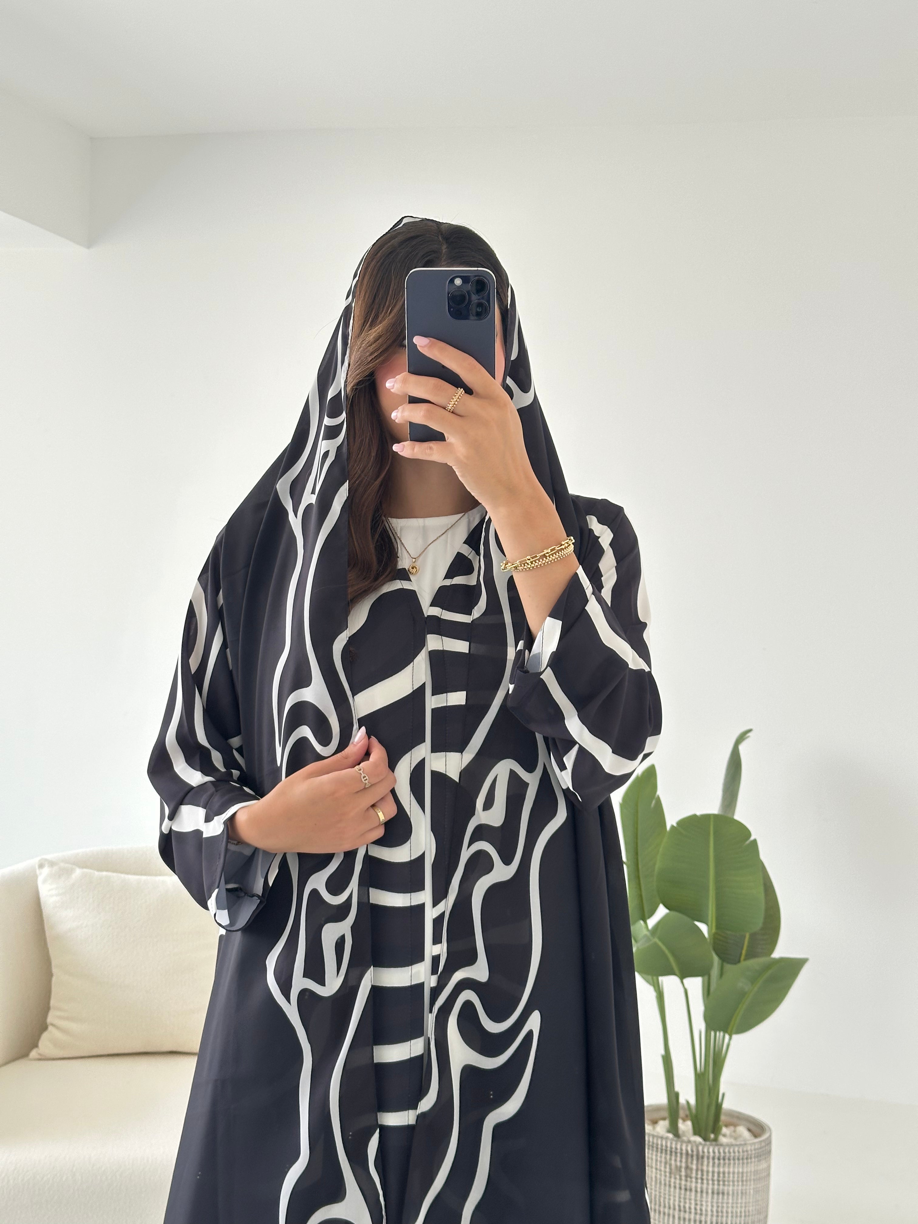 C 2430 Black White Printed Abaya