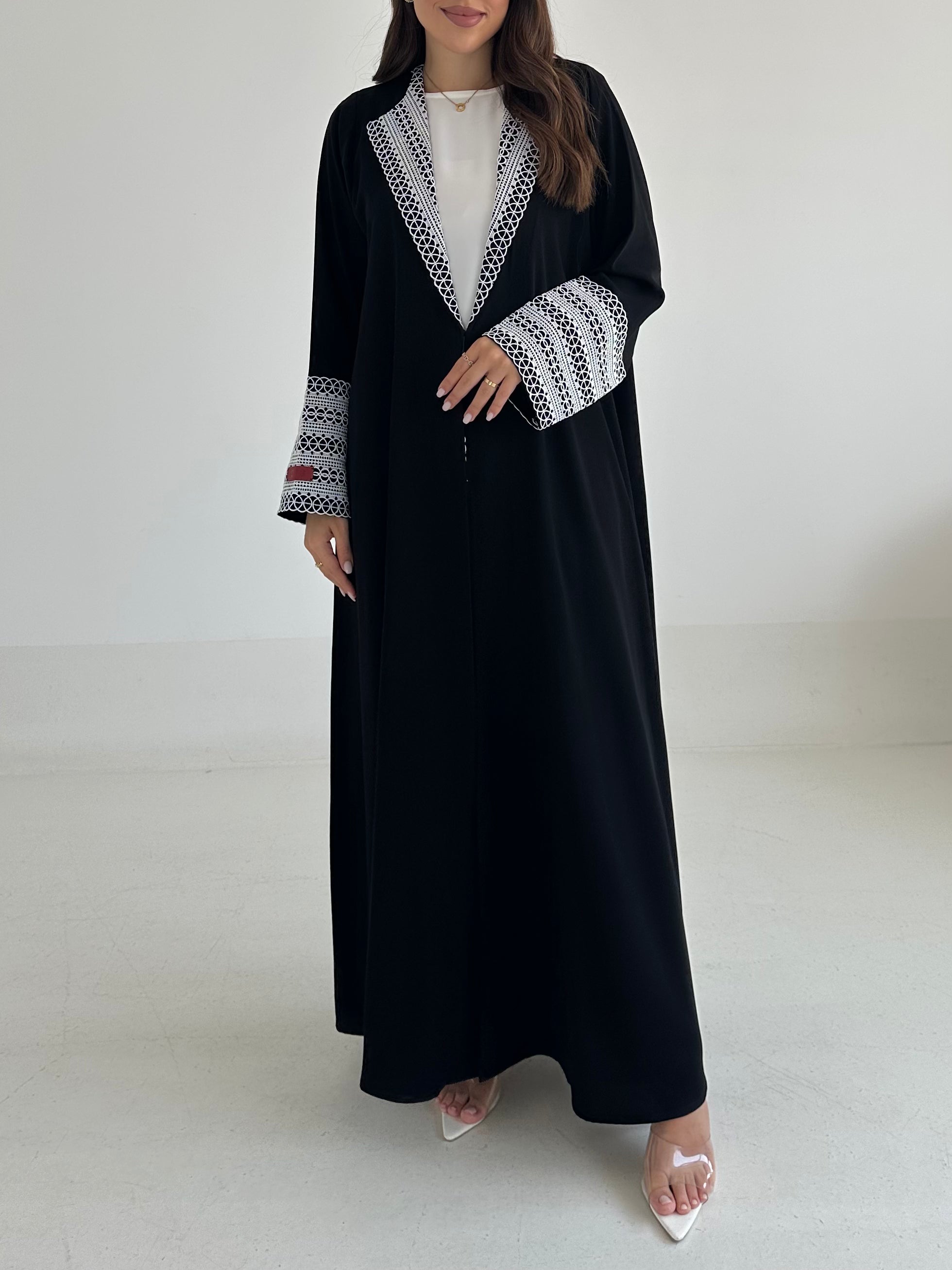 C 2472 Black White Lace Abaya