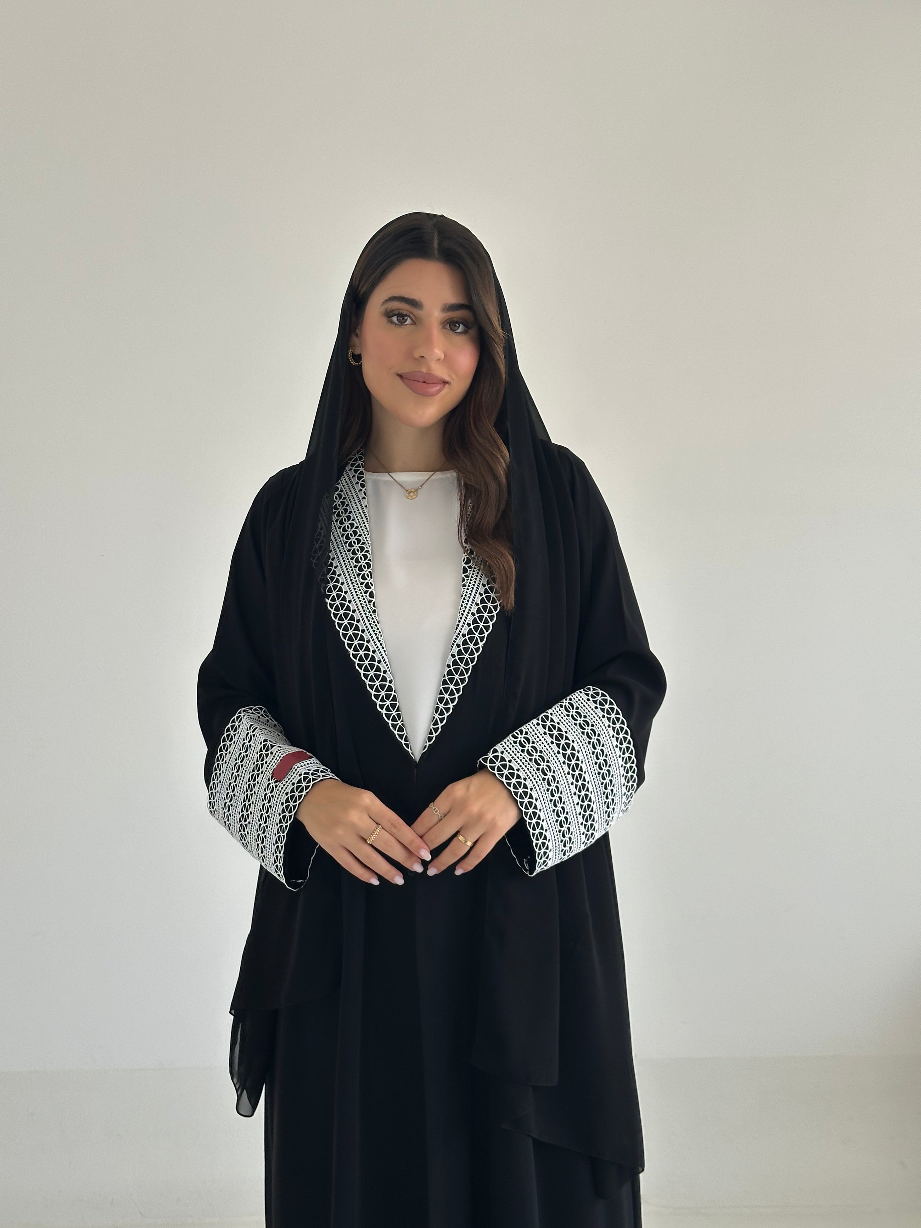 C 2472 Black White Lace Abaya