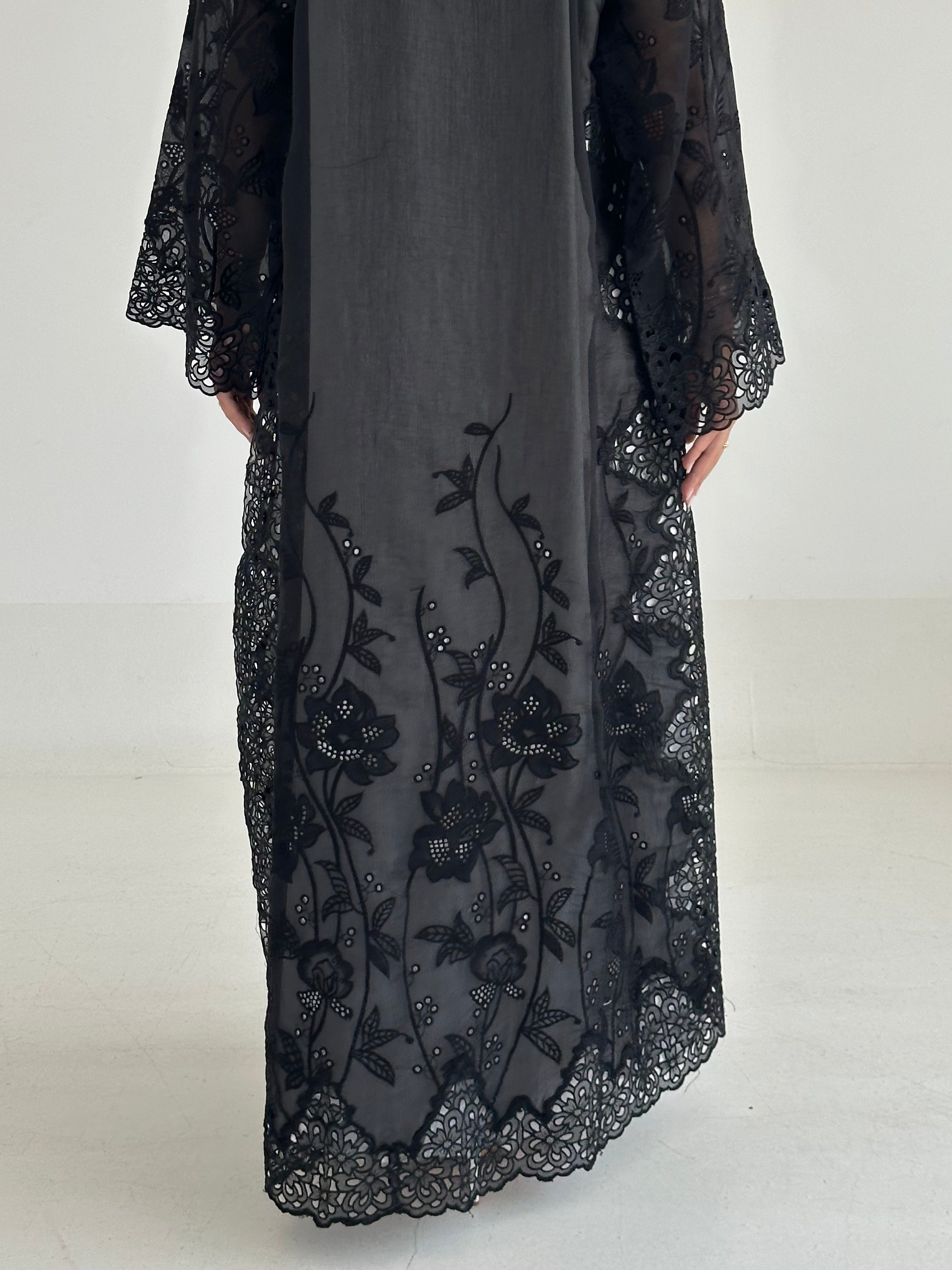 C 2476 Black Dantel Abaya