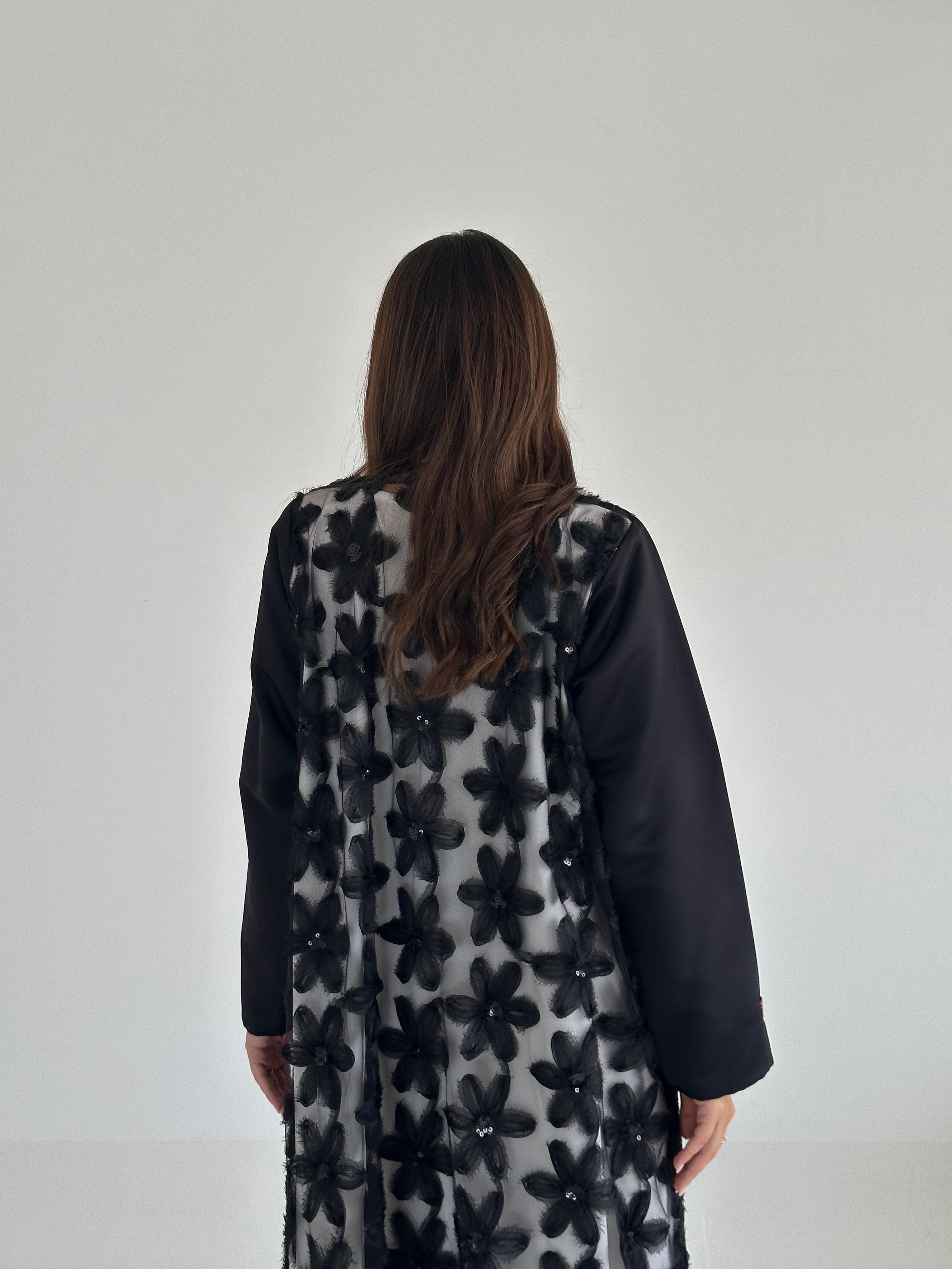 C 2490 Black Floral Dantel Abaya
