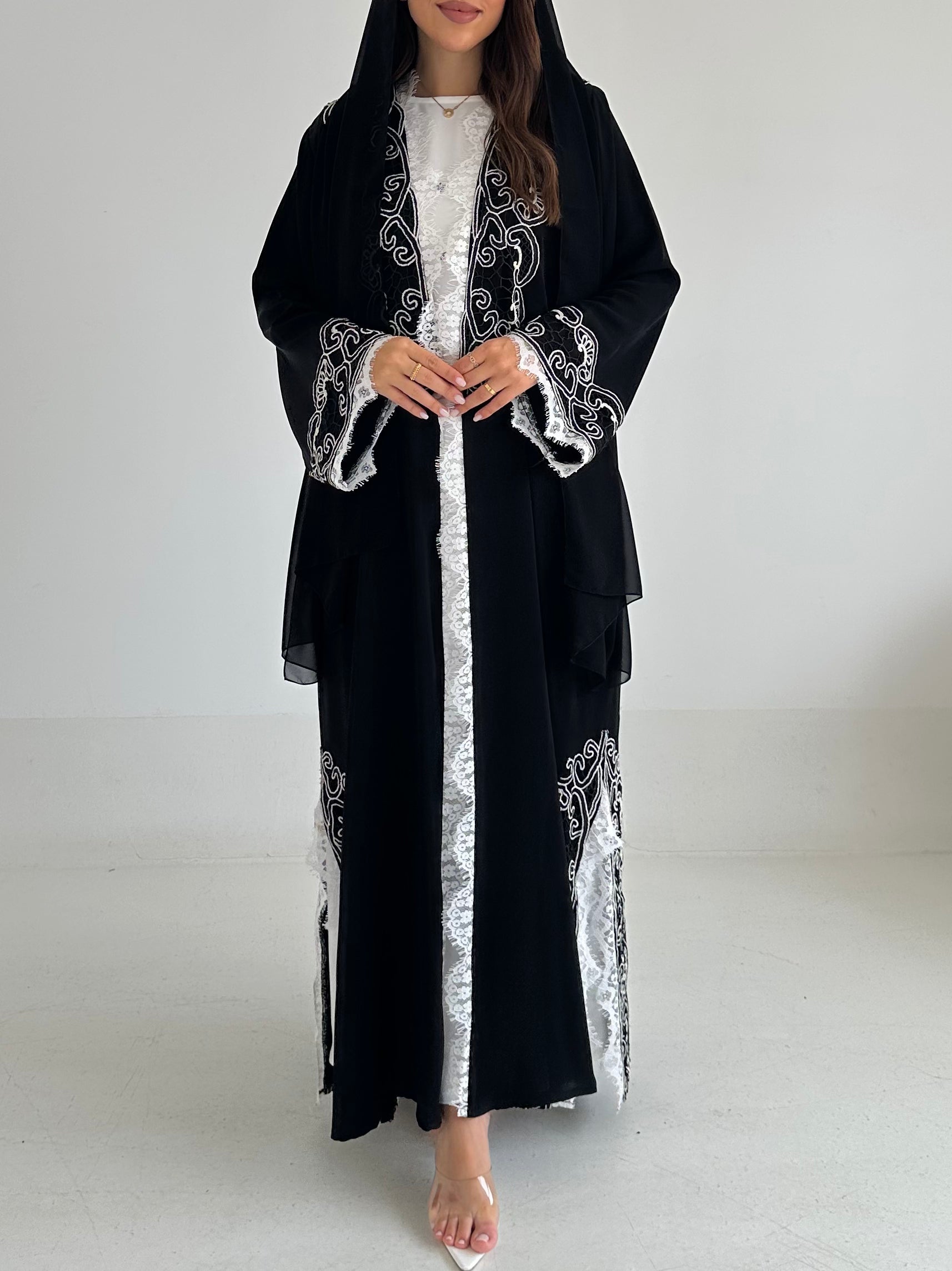 C 2500 Black White Lace Abaya