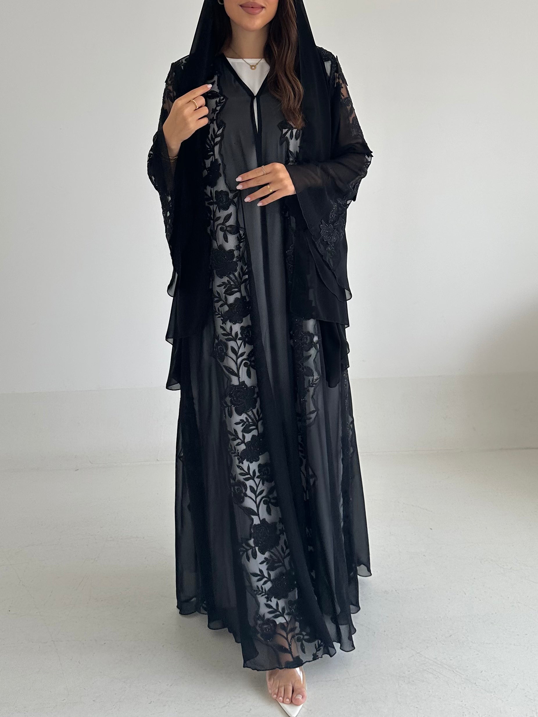 C 2502 Black Dantel Abaya
