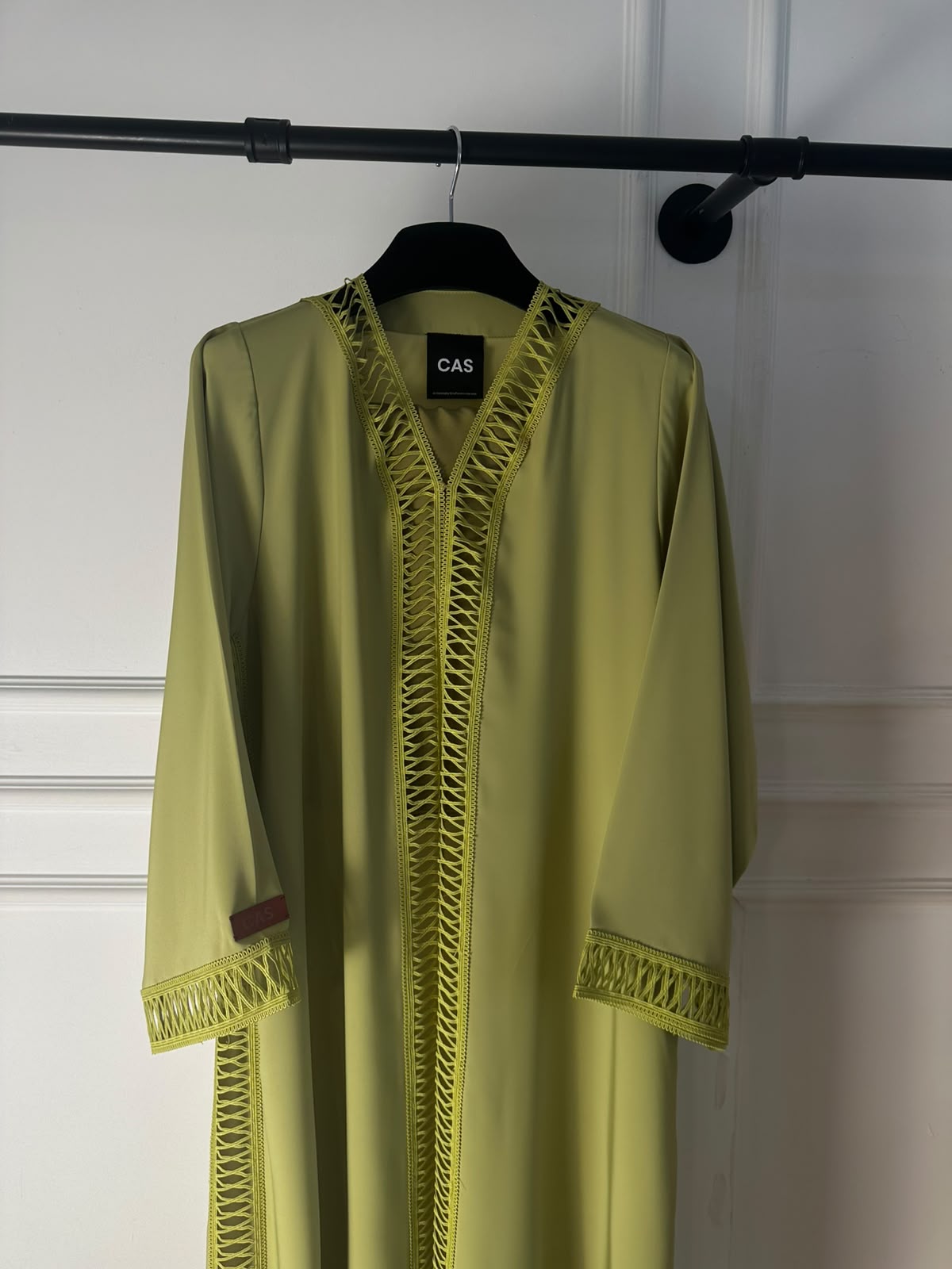 C 2514 Key Lime Pie Lace Abaya