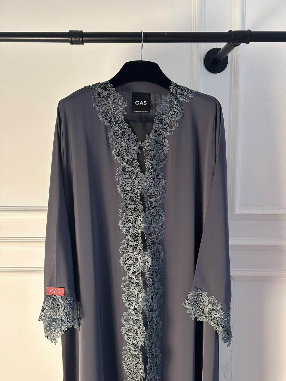 C 2531 Earl Grey Lace Abaya