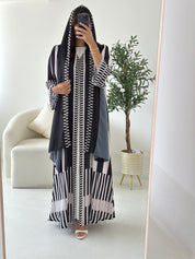 C 2538 Black Patterned Printed Abaya
