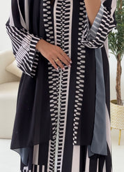 C 2538 Black Patterned Printed Abaya