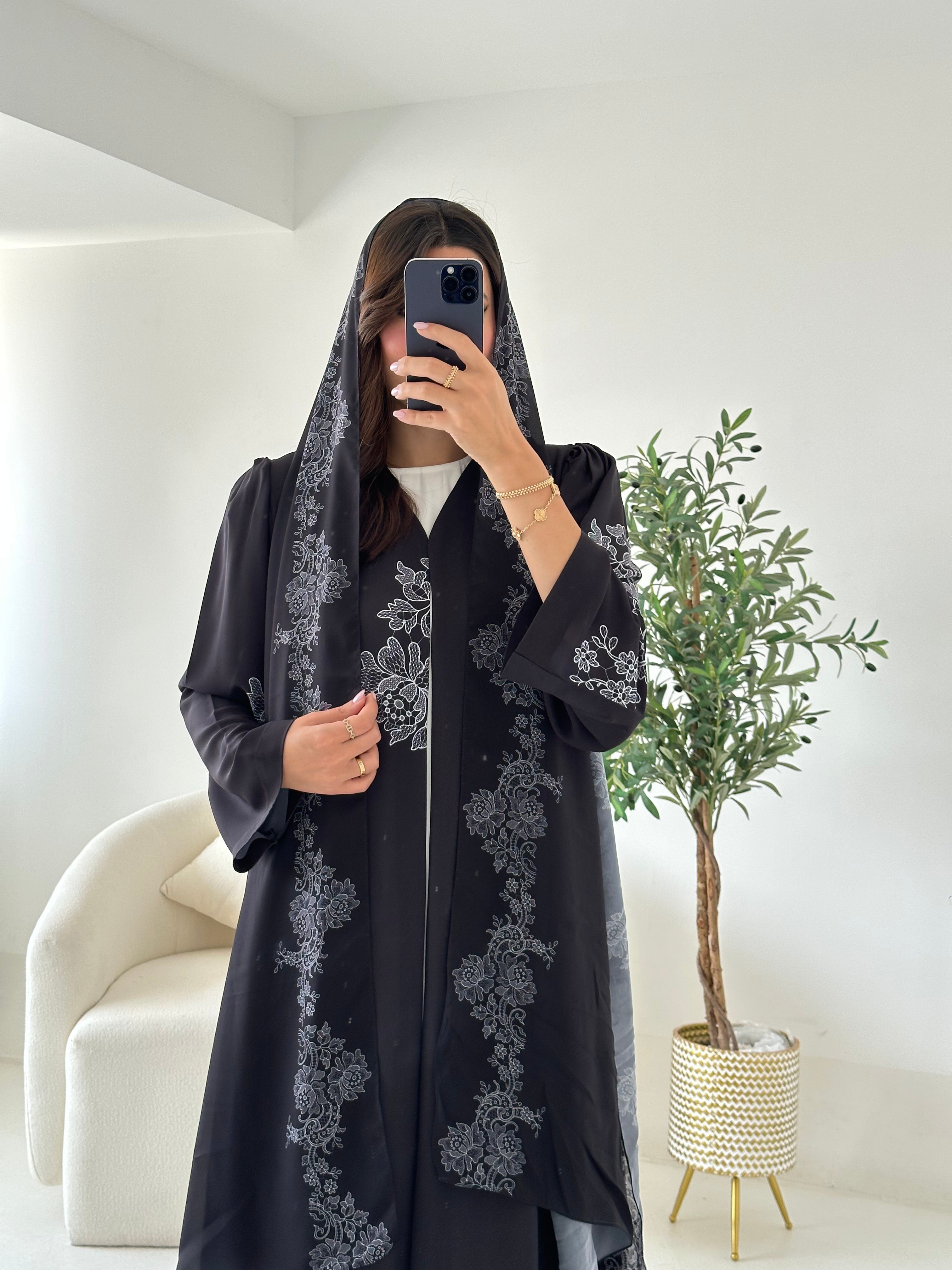 C 2541 Black Floral Printed Abaya