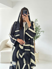 C 2543 Black White Patterned Printed Abaya