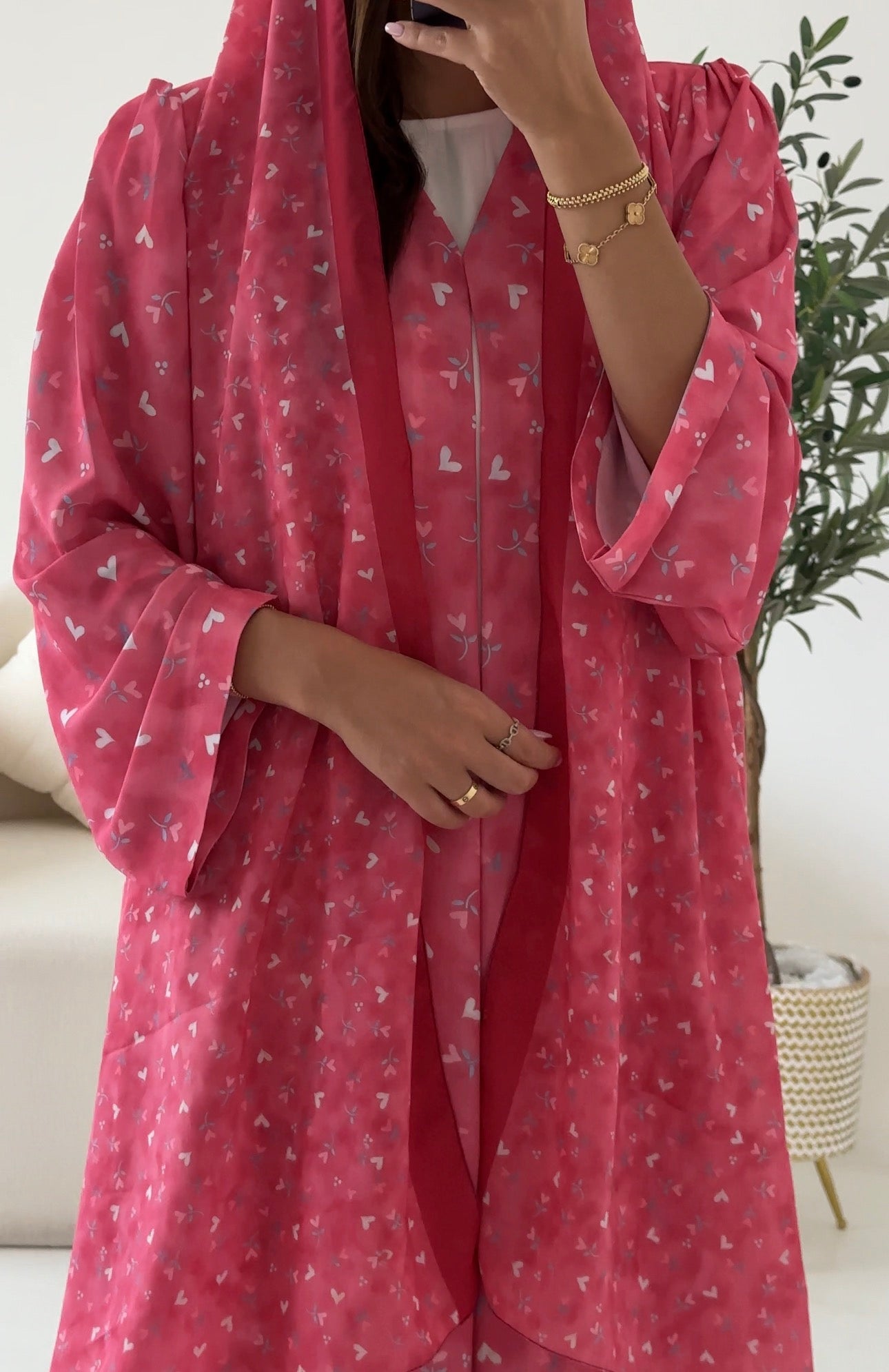 C 2544 Berry Pink Hearts Printed Abaya