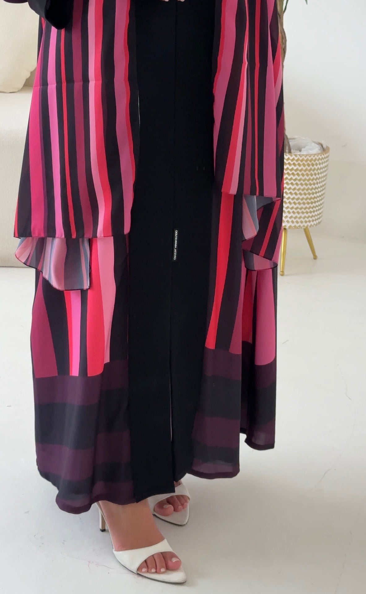 C 2551 Dark Pink Striped Printed Abaya