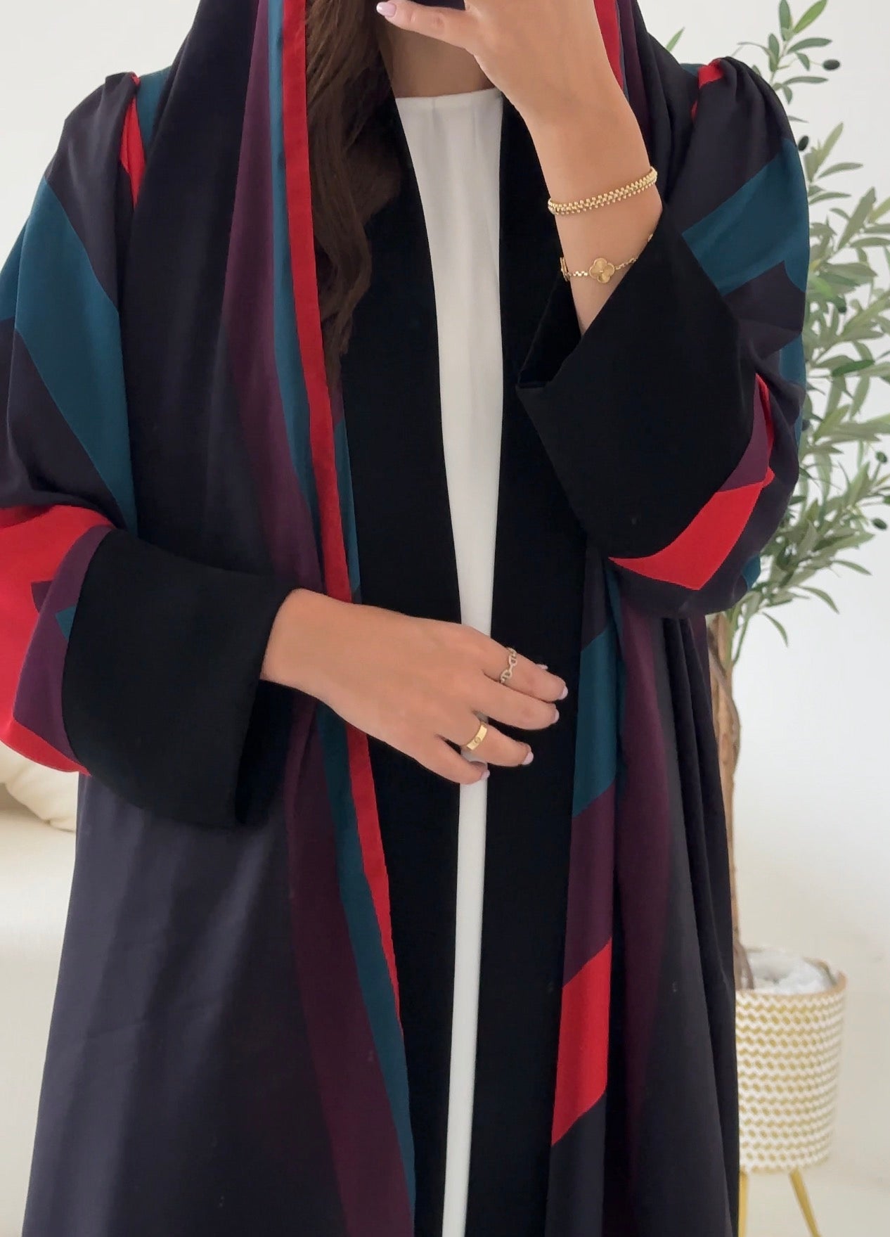 C 2552 Red Blue Printed Abaya