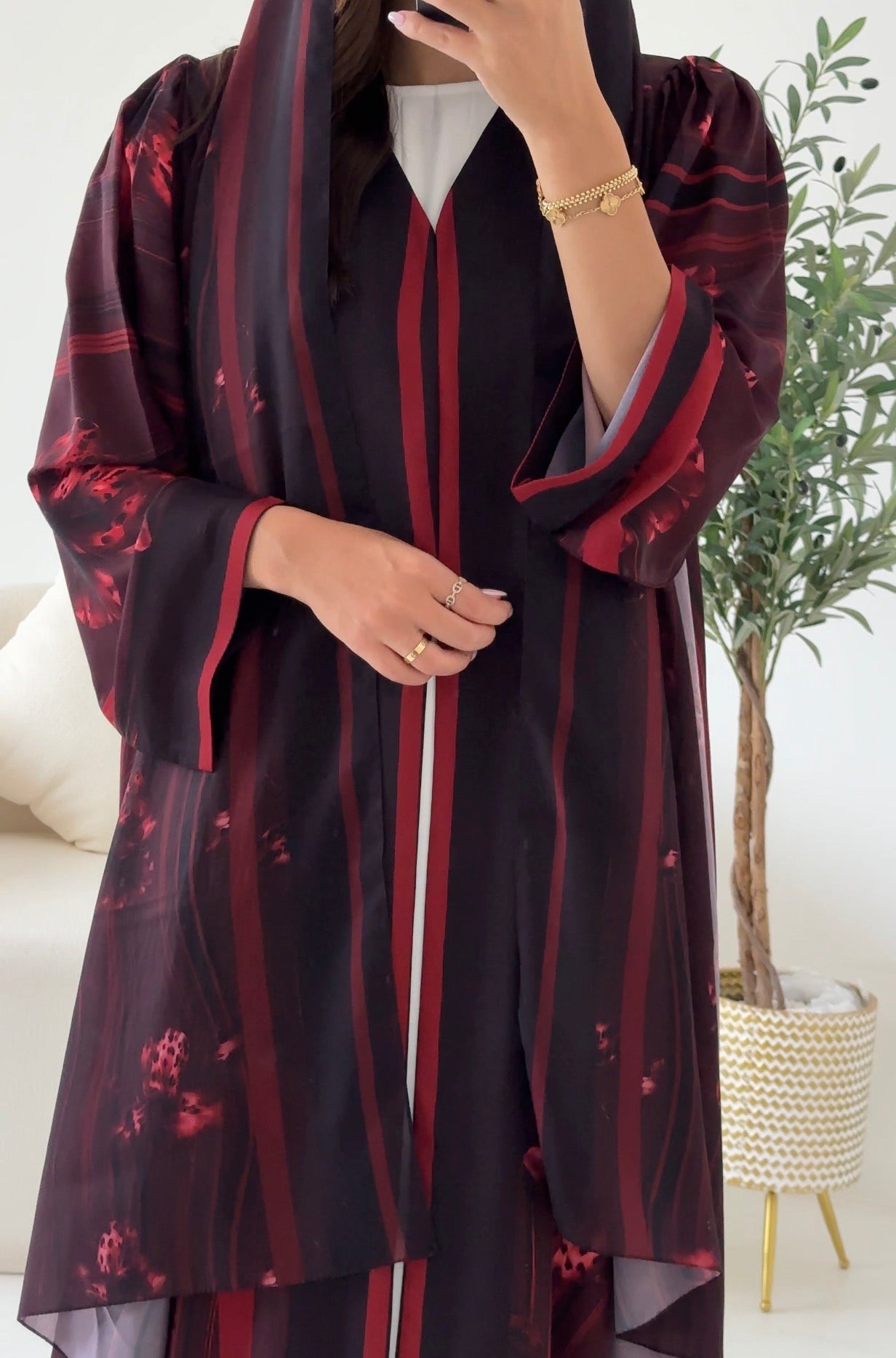 C 2553 Burgundy Floral Printed Abaya