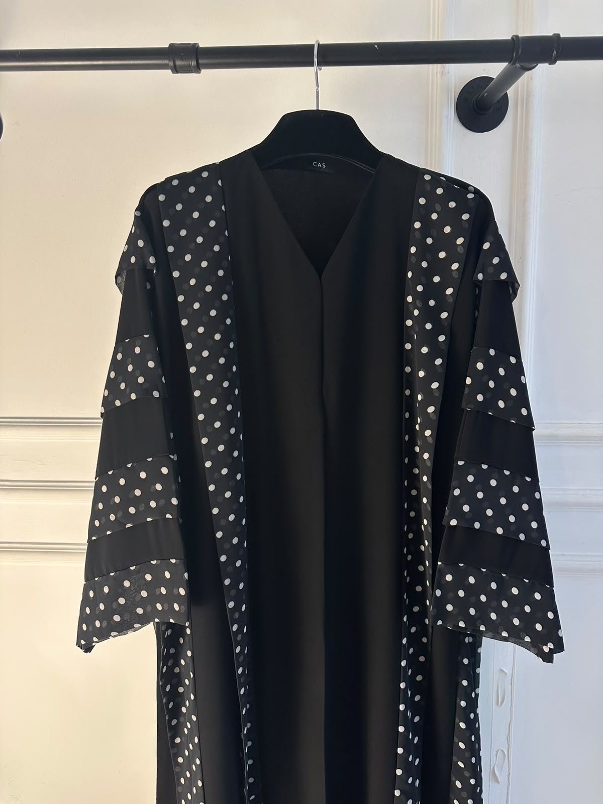 C 2560 Black Polka Dot Abaya