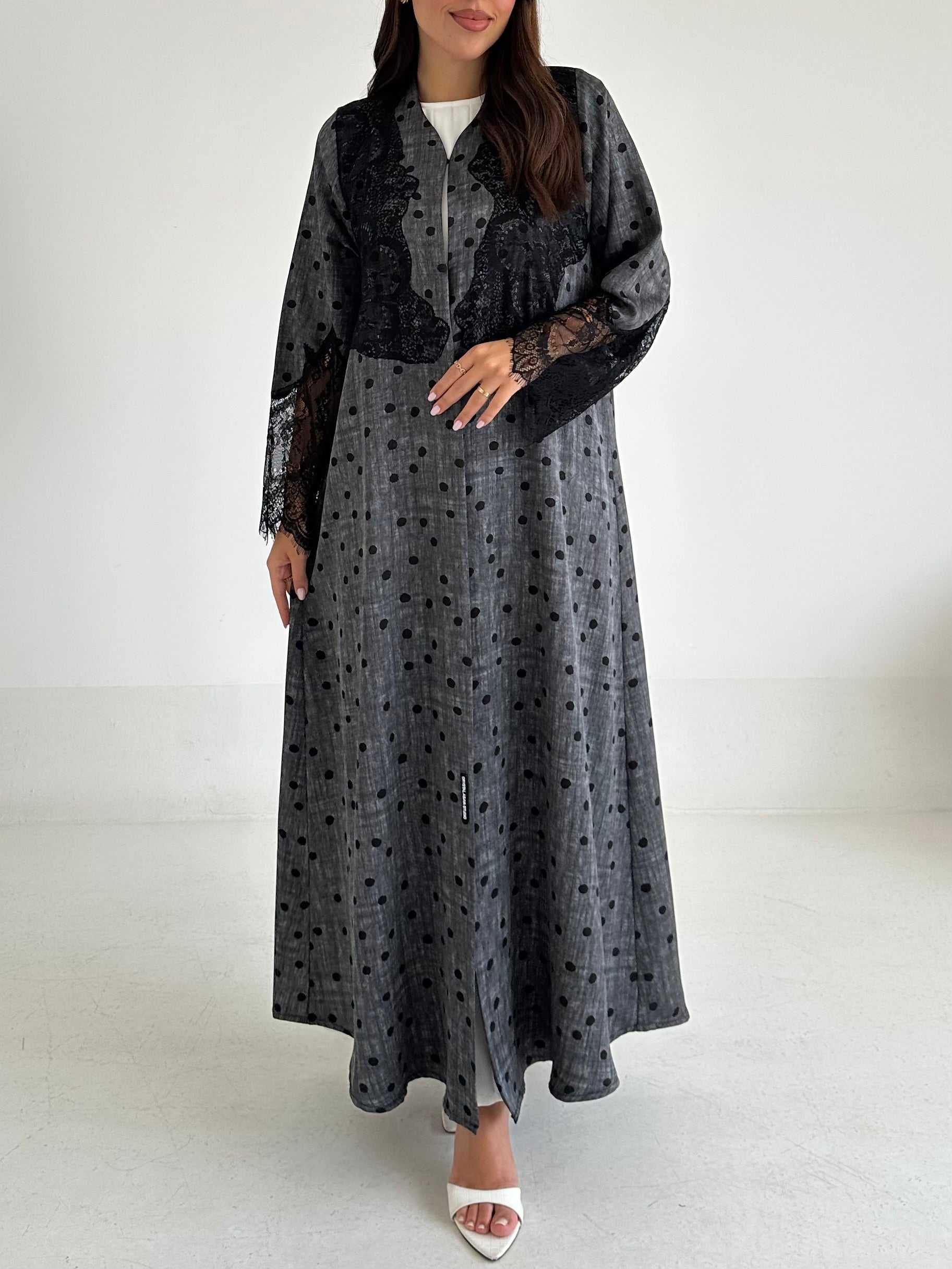 C 2562 Charcoal Polka Dantel Abaya
