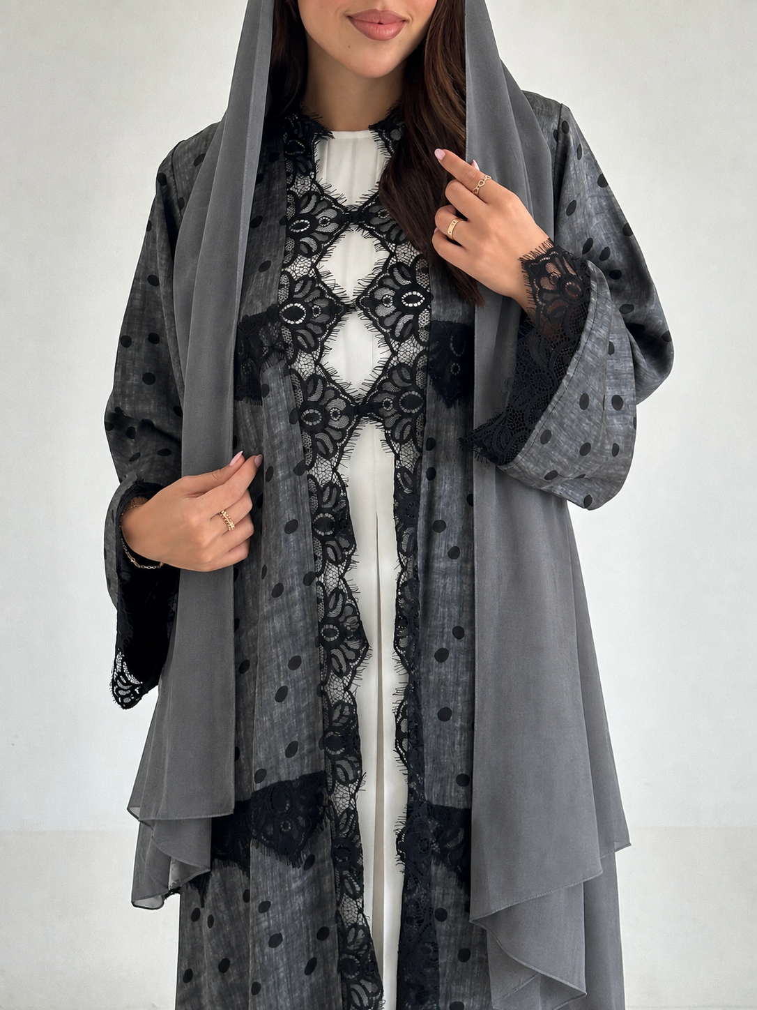 C 2563 Dark Grey Polka Dantel Abaya