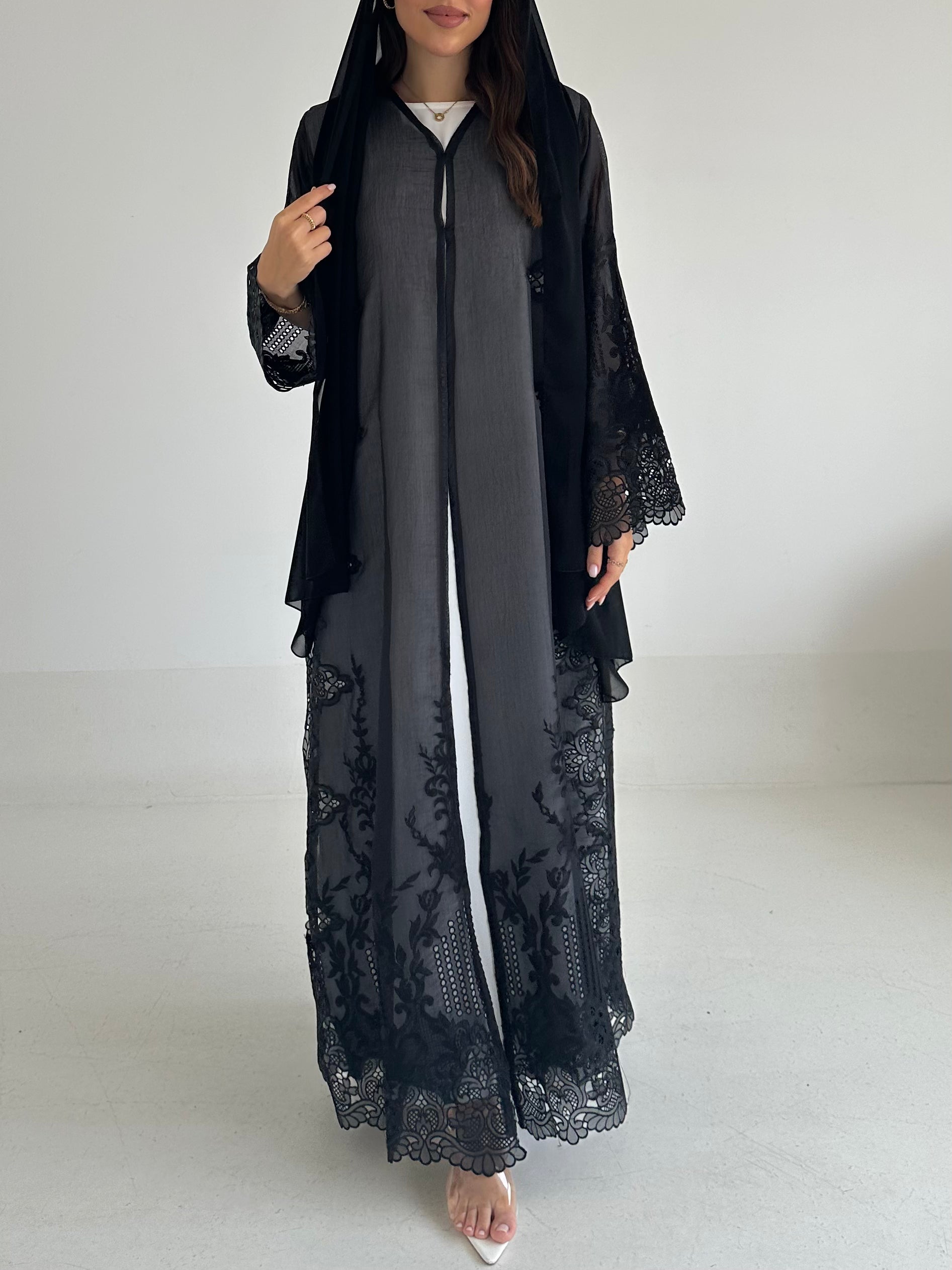 C 2579 Black Dantel Abaya