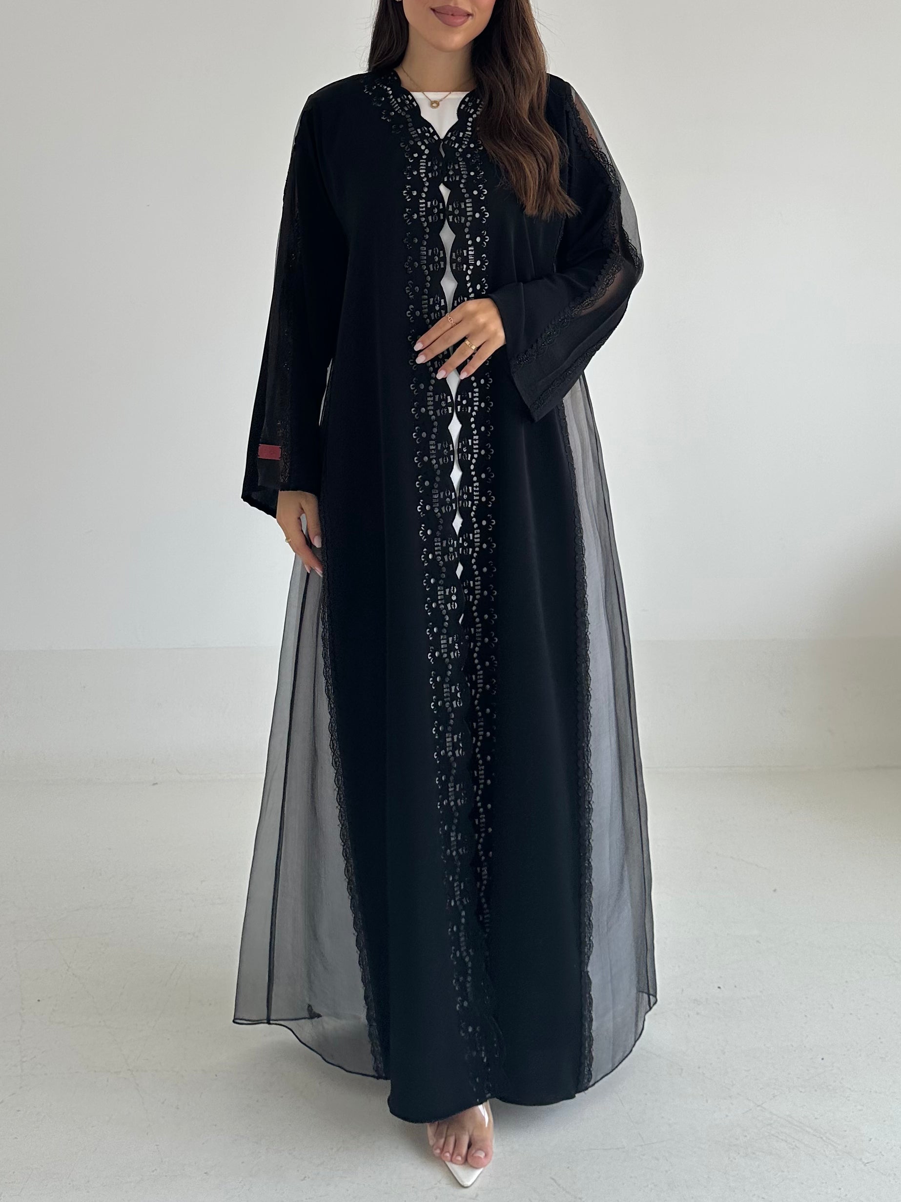 C 2580 Black Crystal Dantel Abaya