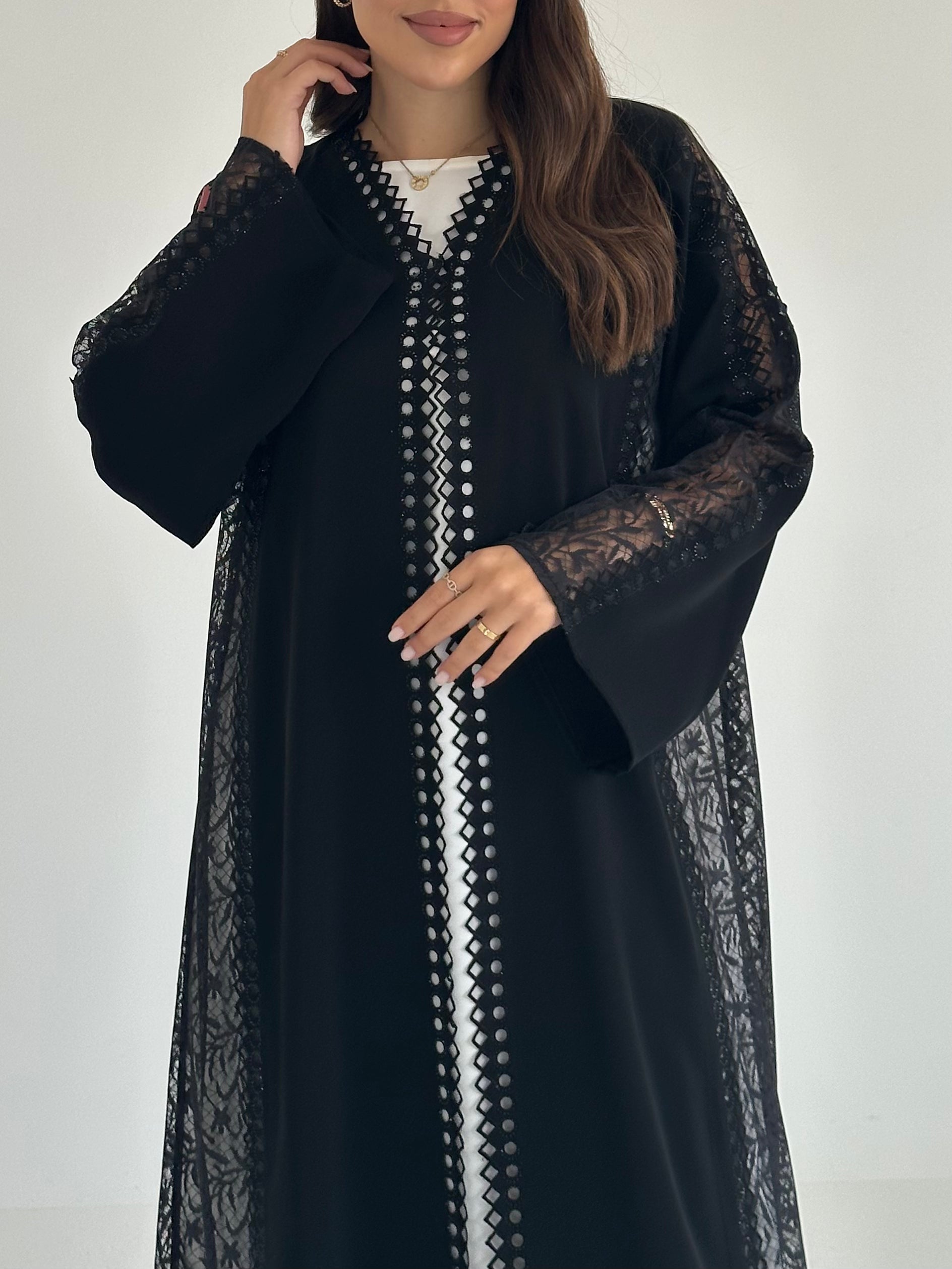 C 2581 Black Crystal Dantel Abaya