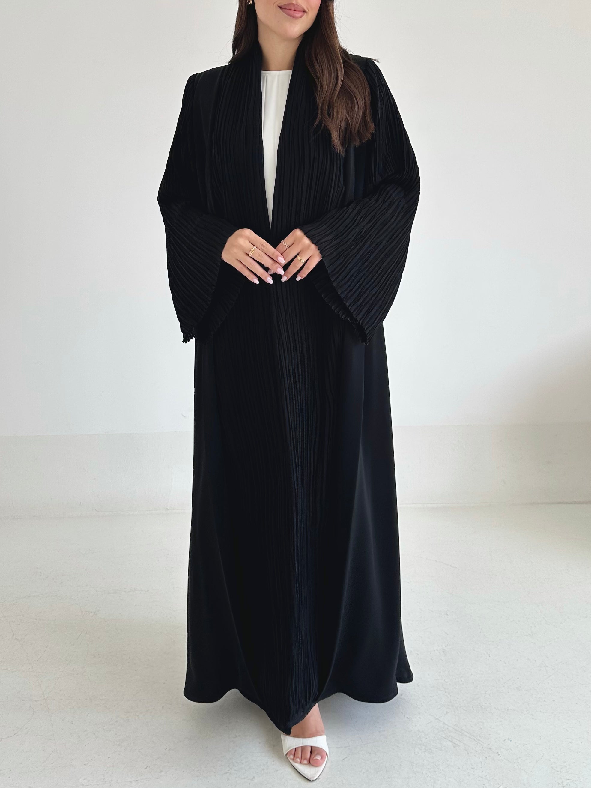 C 2587 Black Pleated Abaya