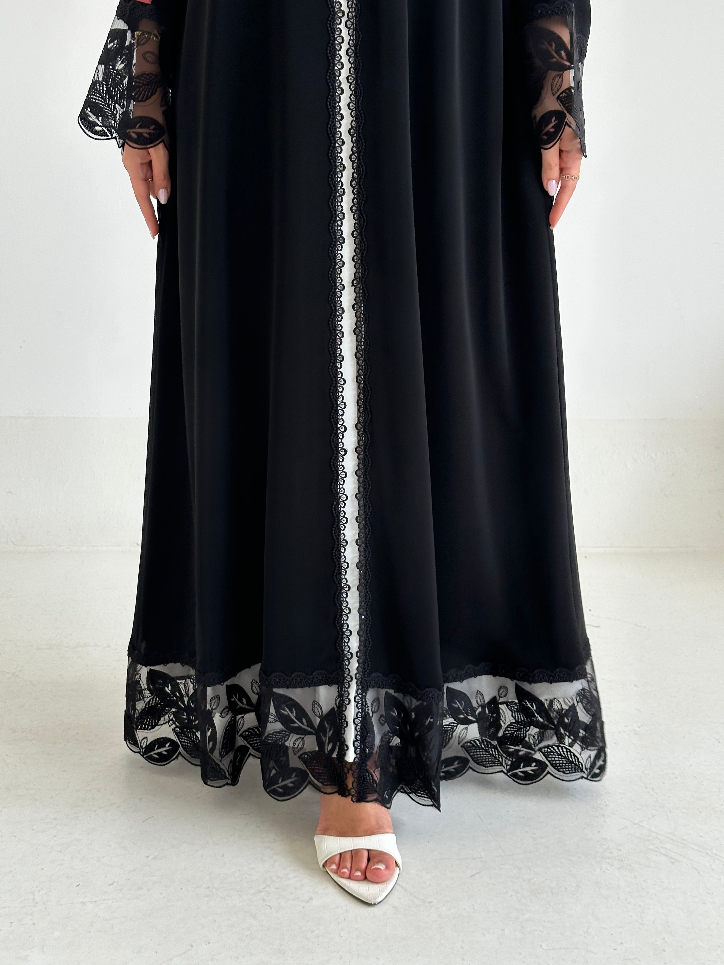 C 2598 Black Leafy Lace Abaya