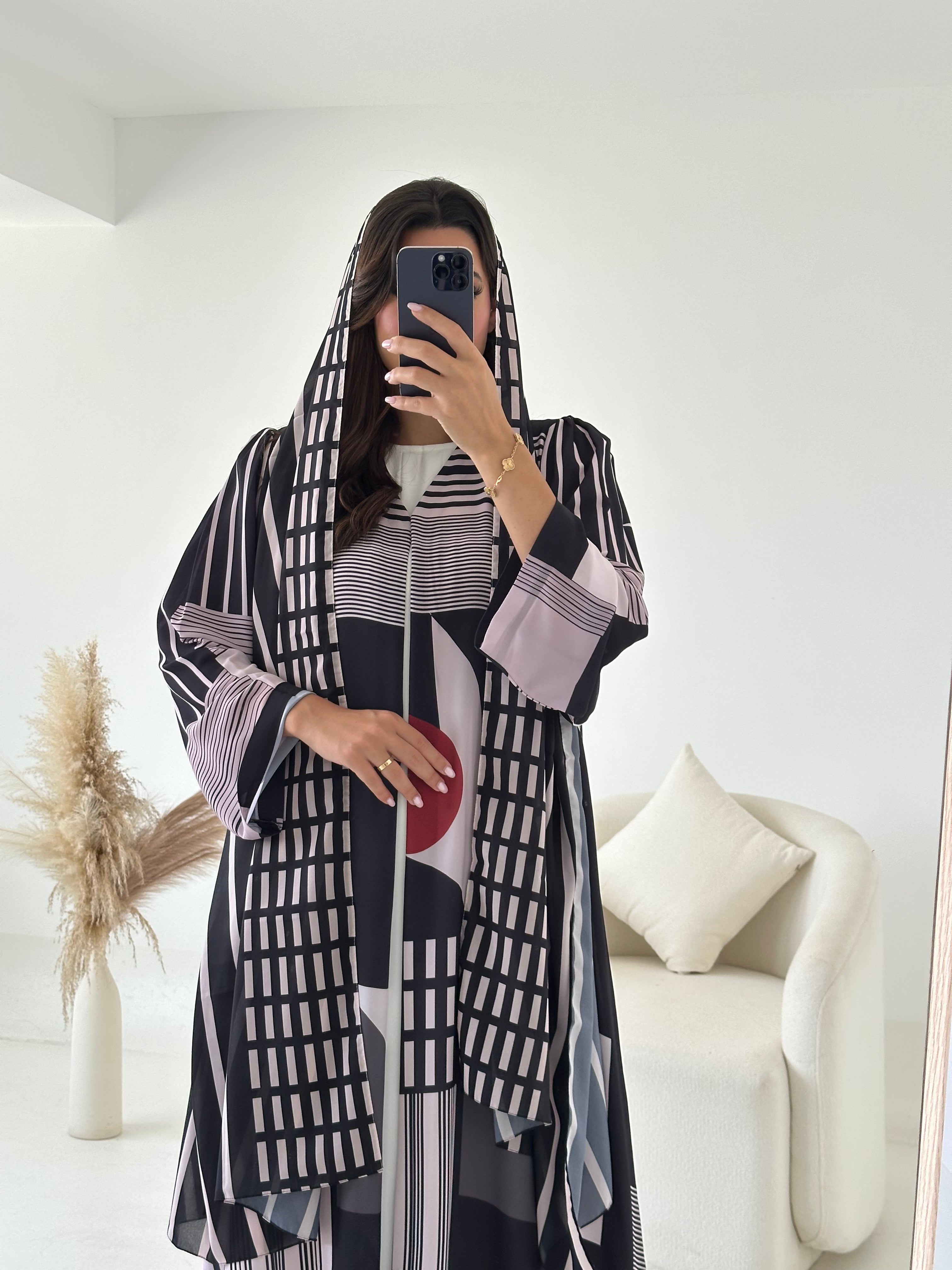 C 2616 Black Patterned Printed Abaya
