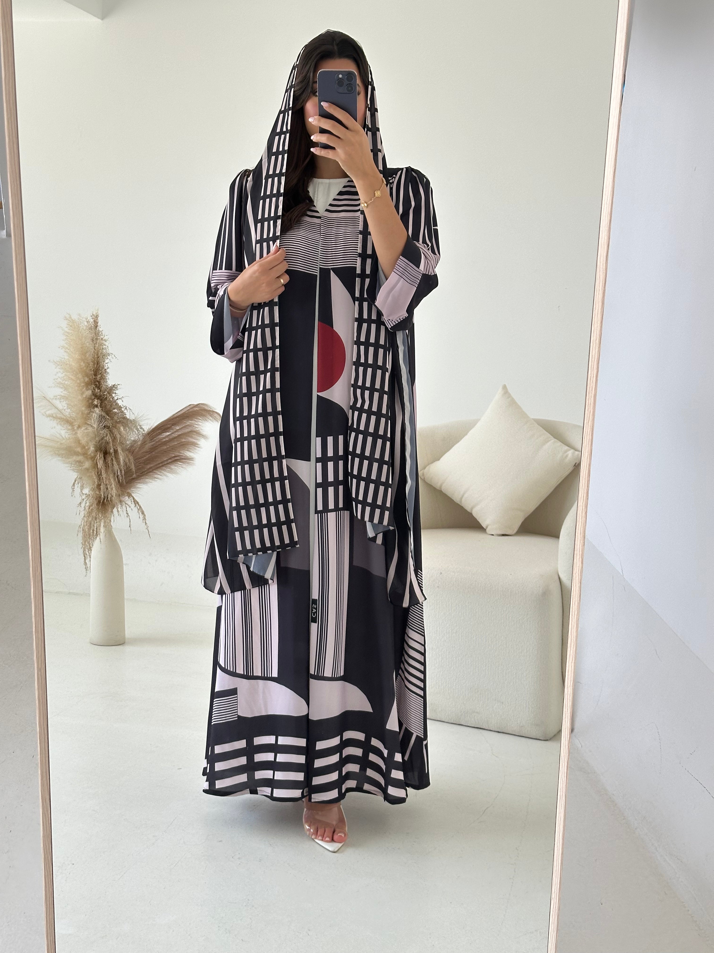 C 2616 Black Patterned Printed Abaya