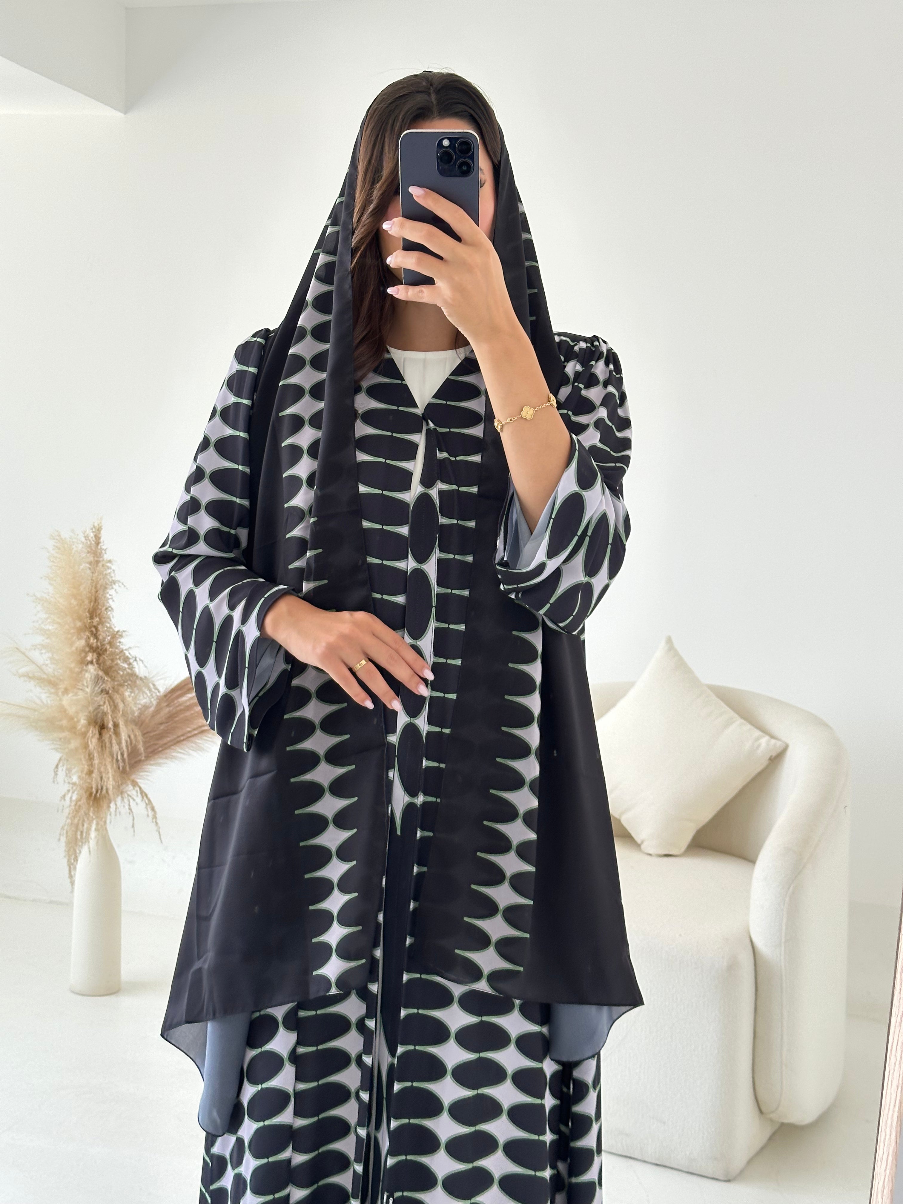 C 2621 Black Floral Printed Abaya