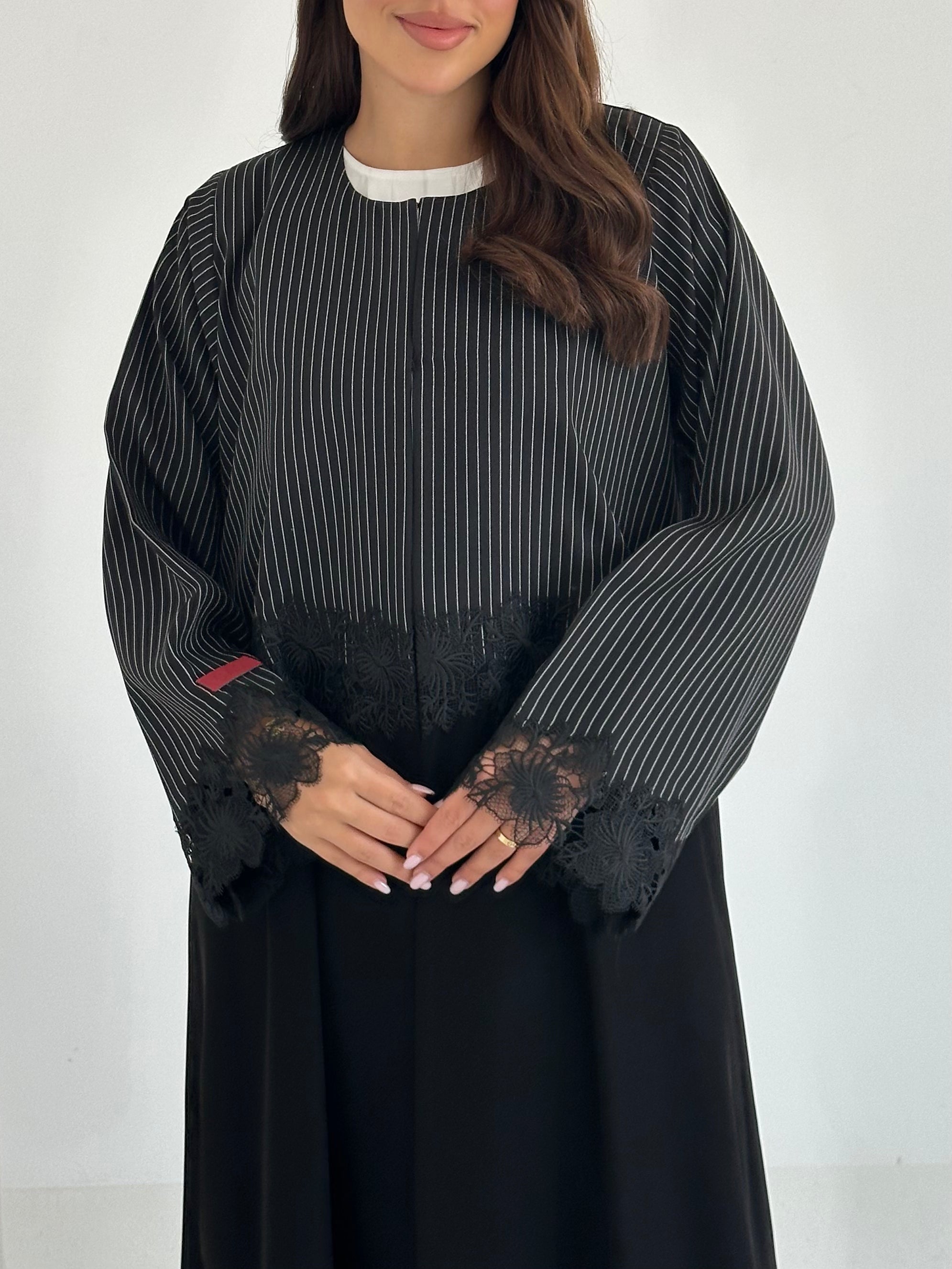 C 2634 Black Striped Lace Abaya