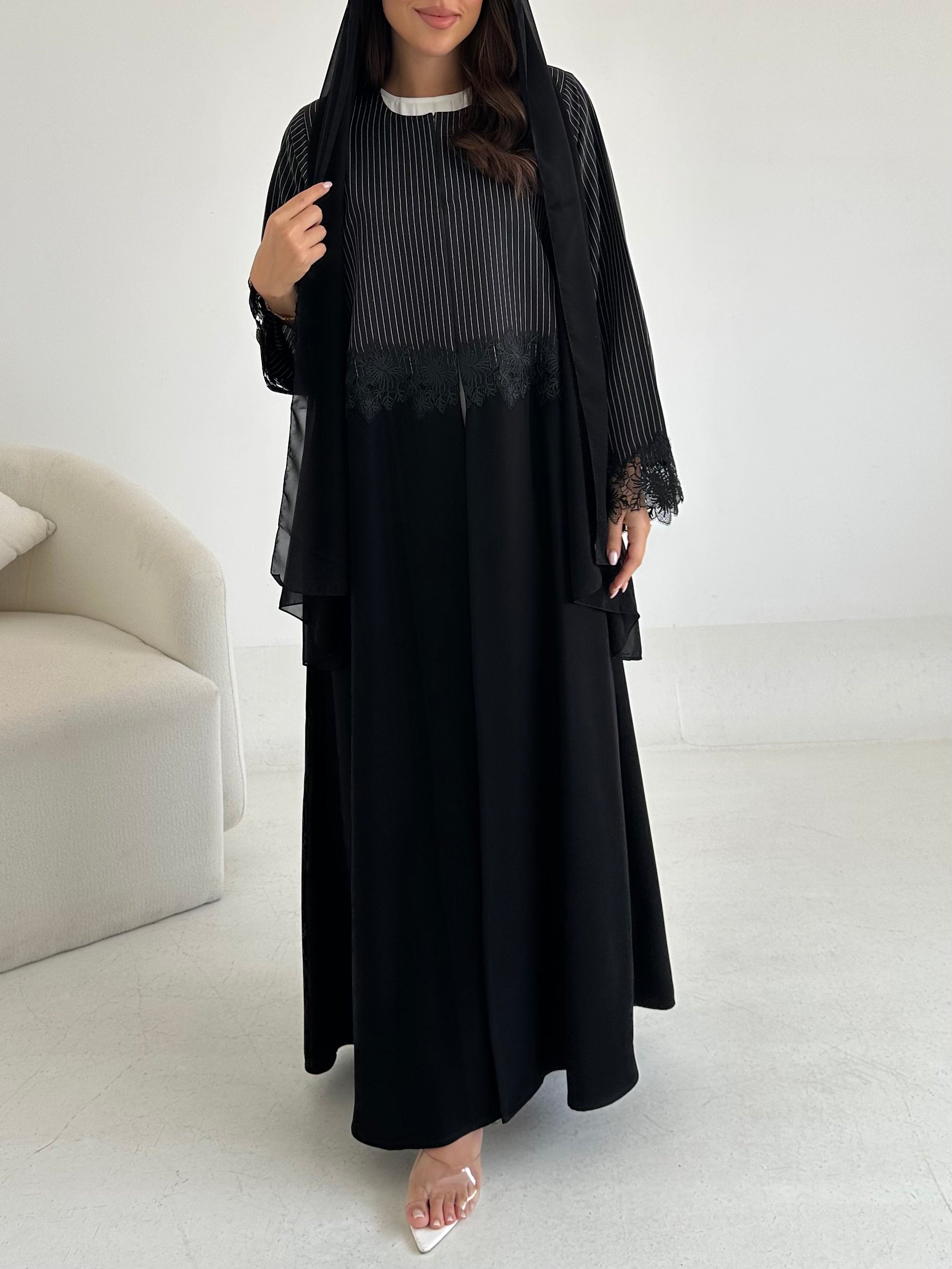 C 2634 Black Striped Lace Abaya