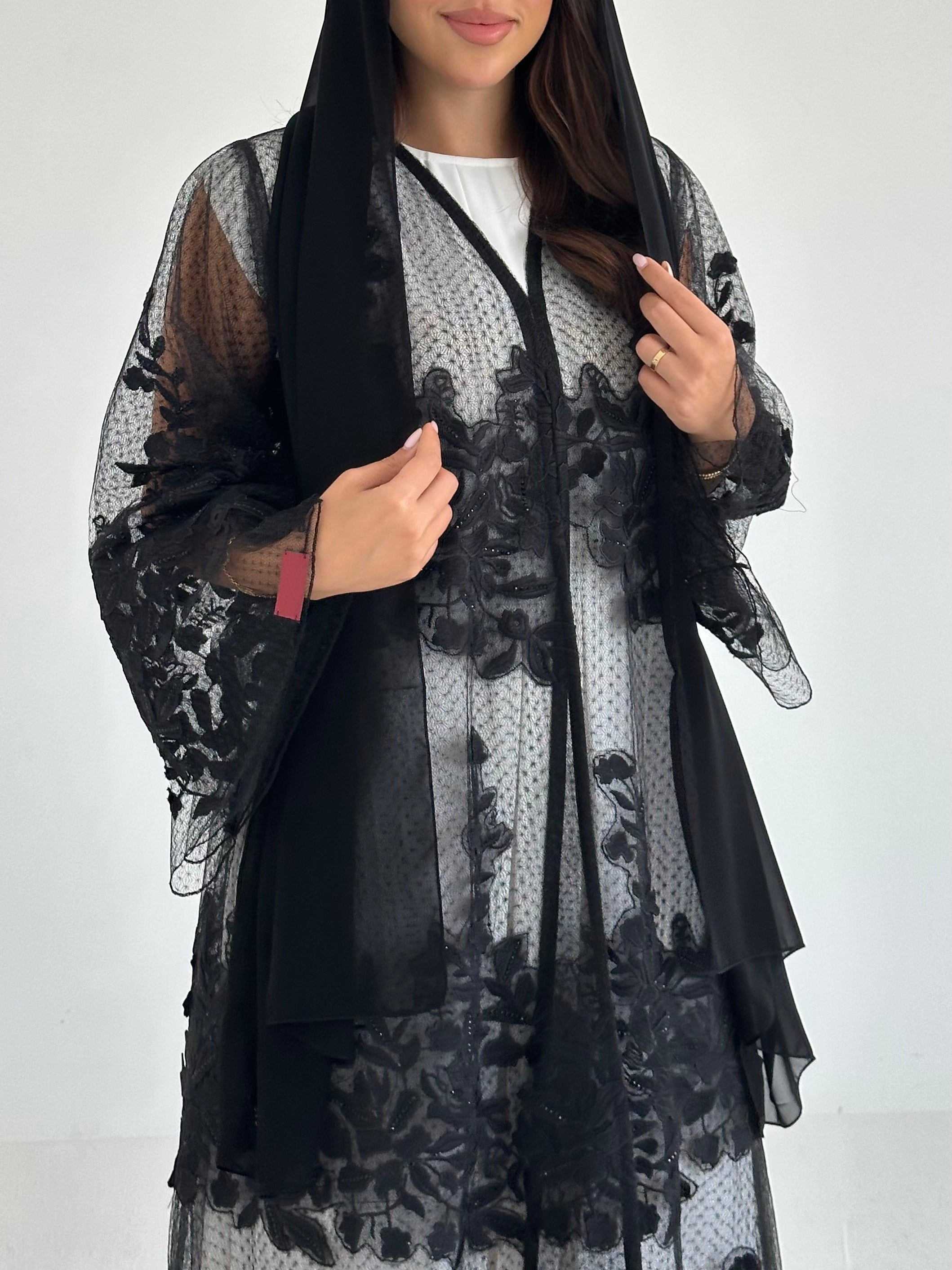 C 2638 Black Crystal Dantel Abaya