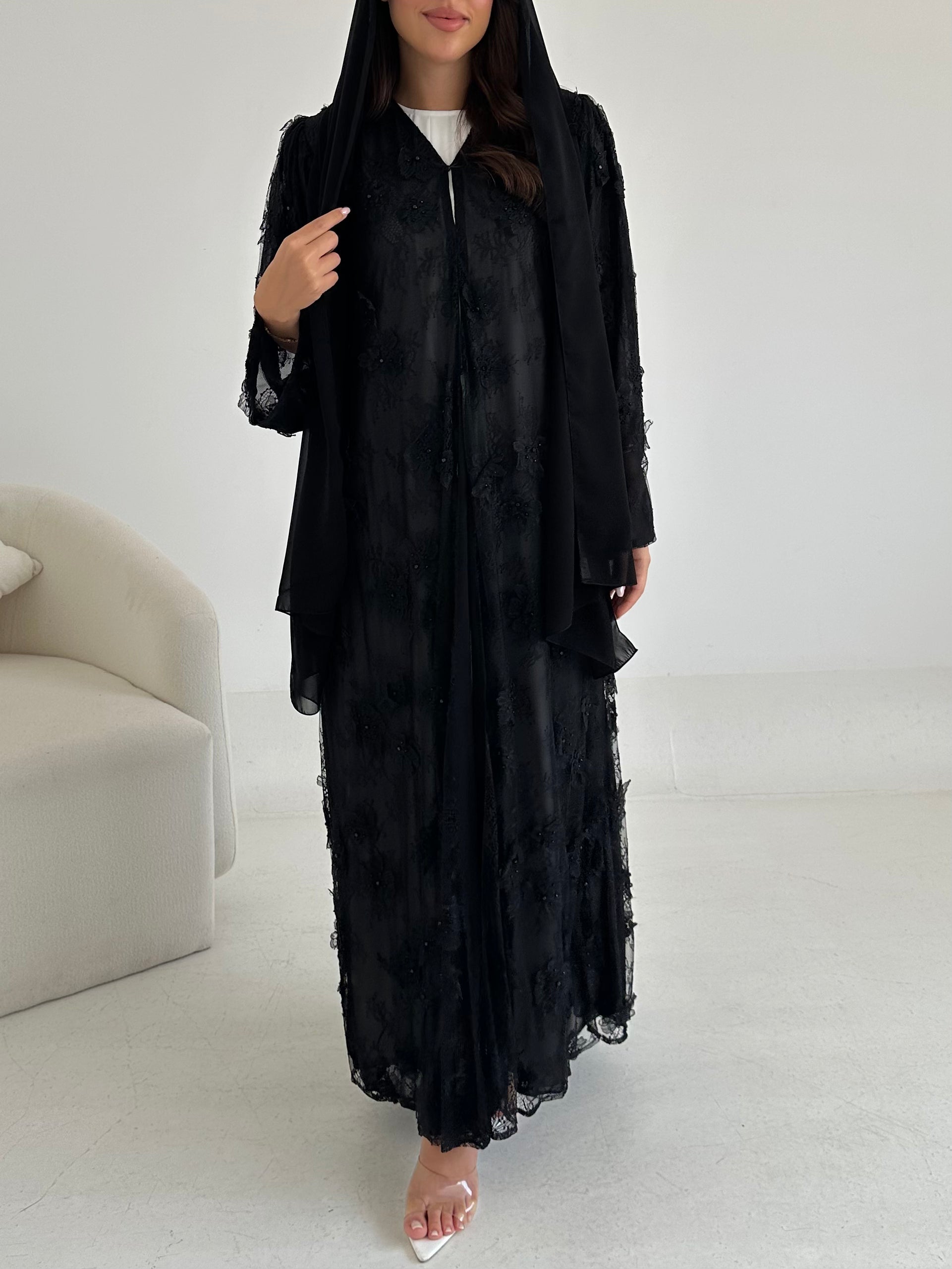 C 2640 Black Beaded Dantel Abaya
