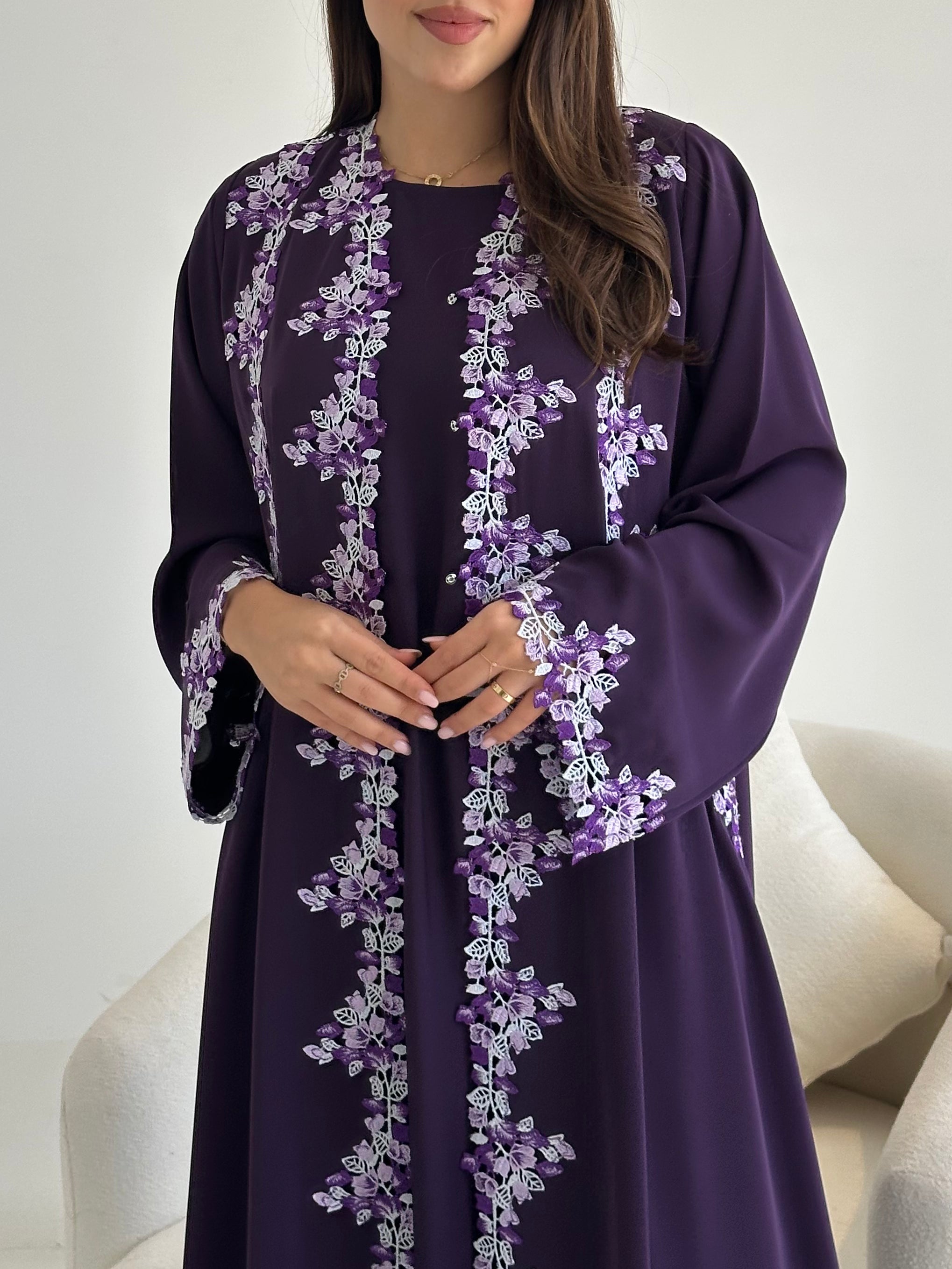 C 2735-01 Mystic Plum Lace Abaya