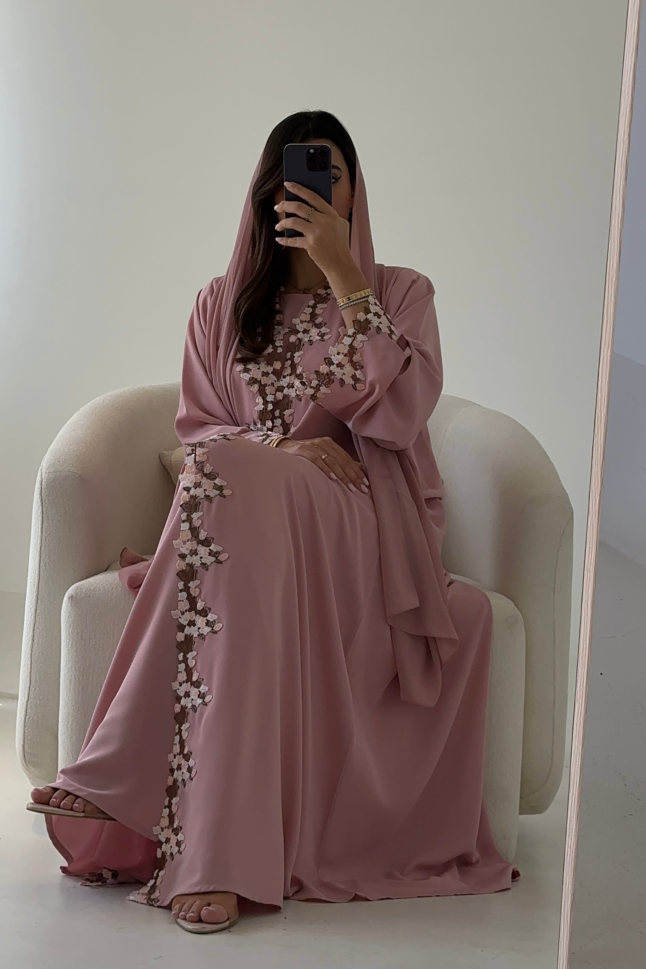 C 2735-04 Cinnamon Rose Lace Abaya