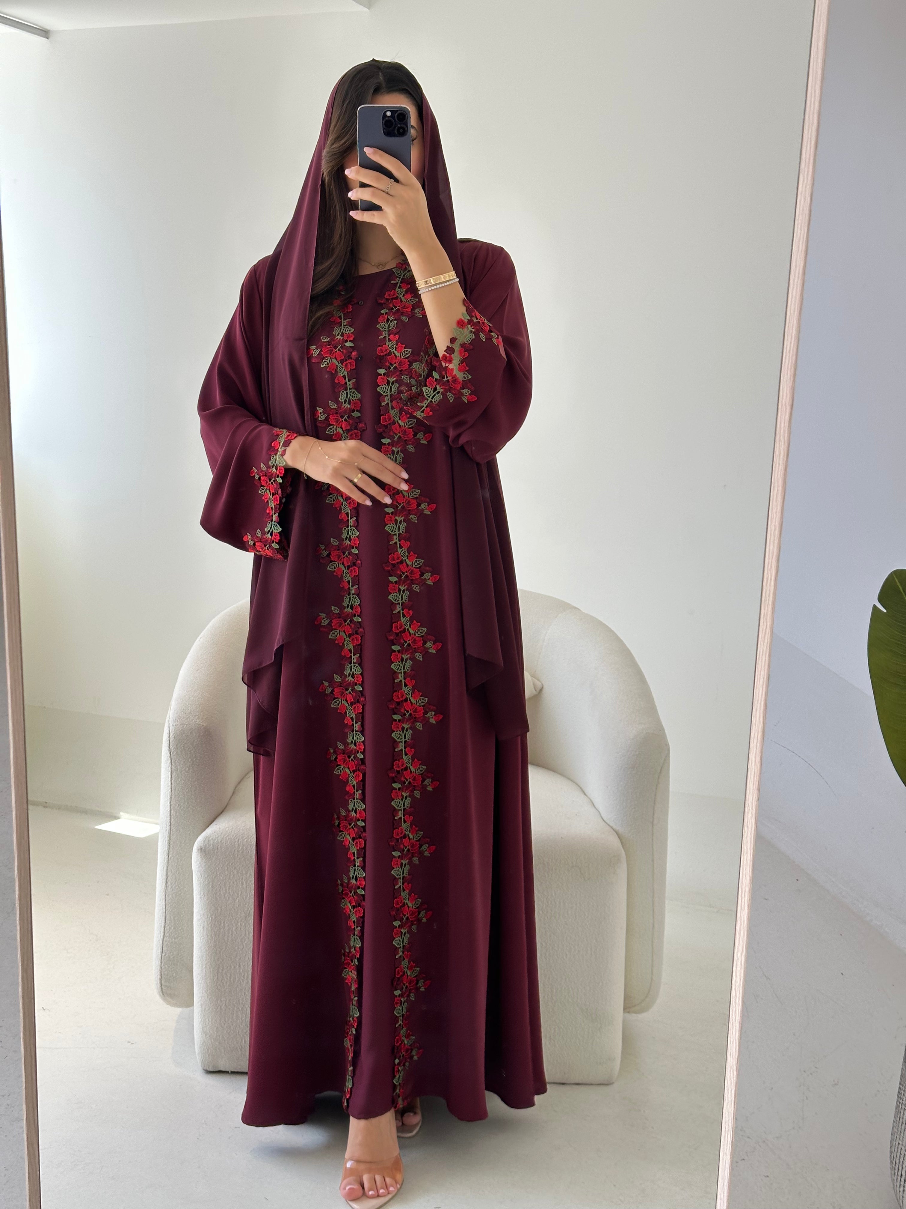 C 2735-07 Scarlet Poppy Lace Abaya