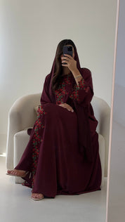 C 2735-07 Scarlet Poppy Lace Abaya