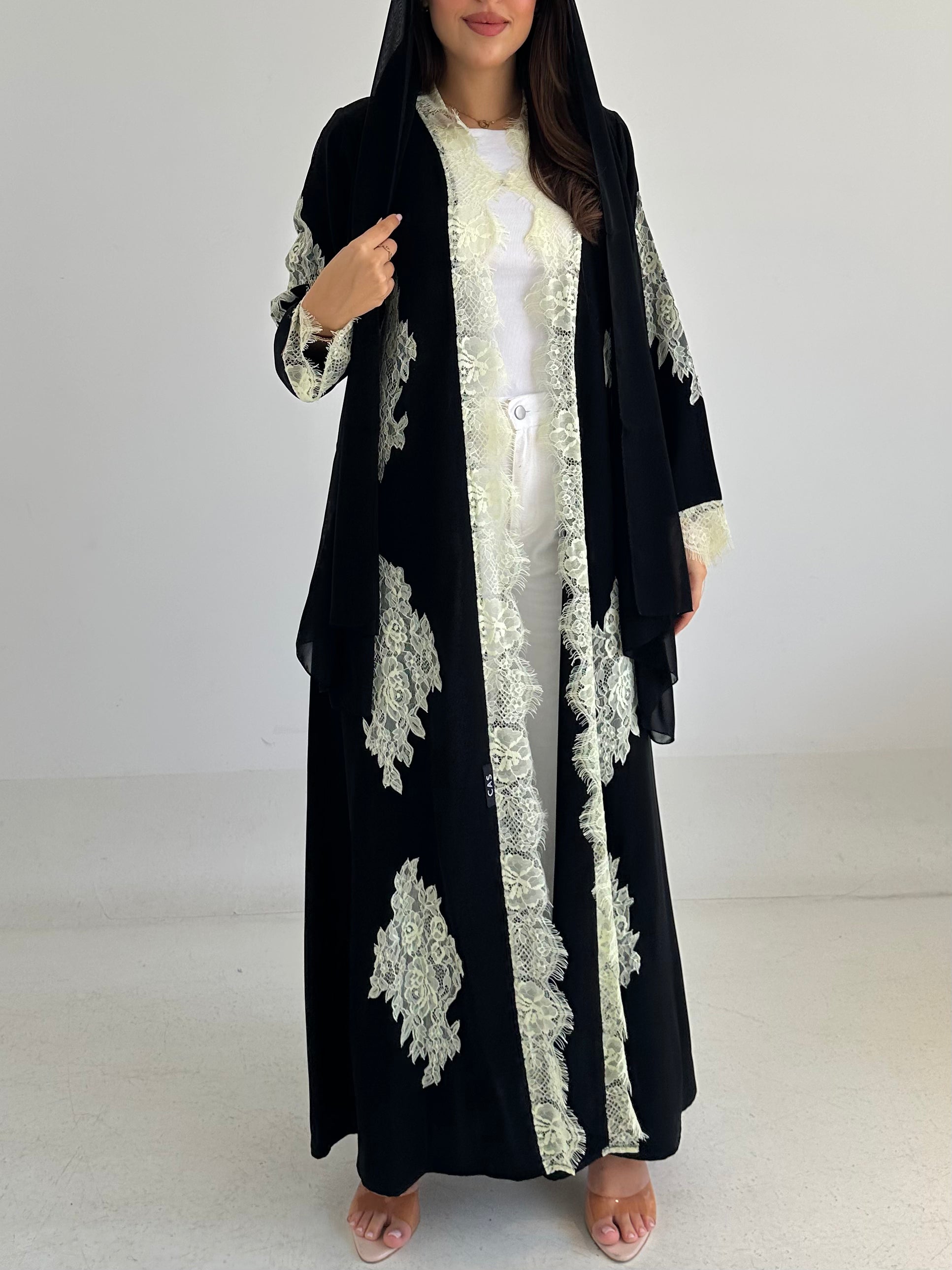 C 2752 Black Dantel Abaya