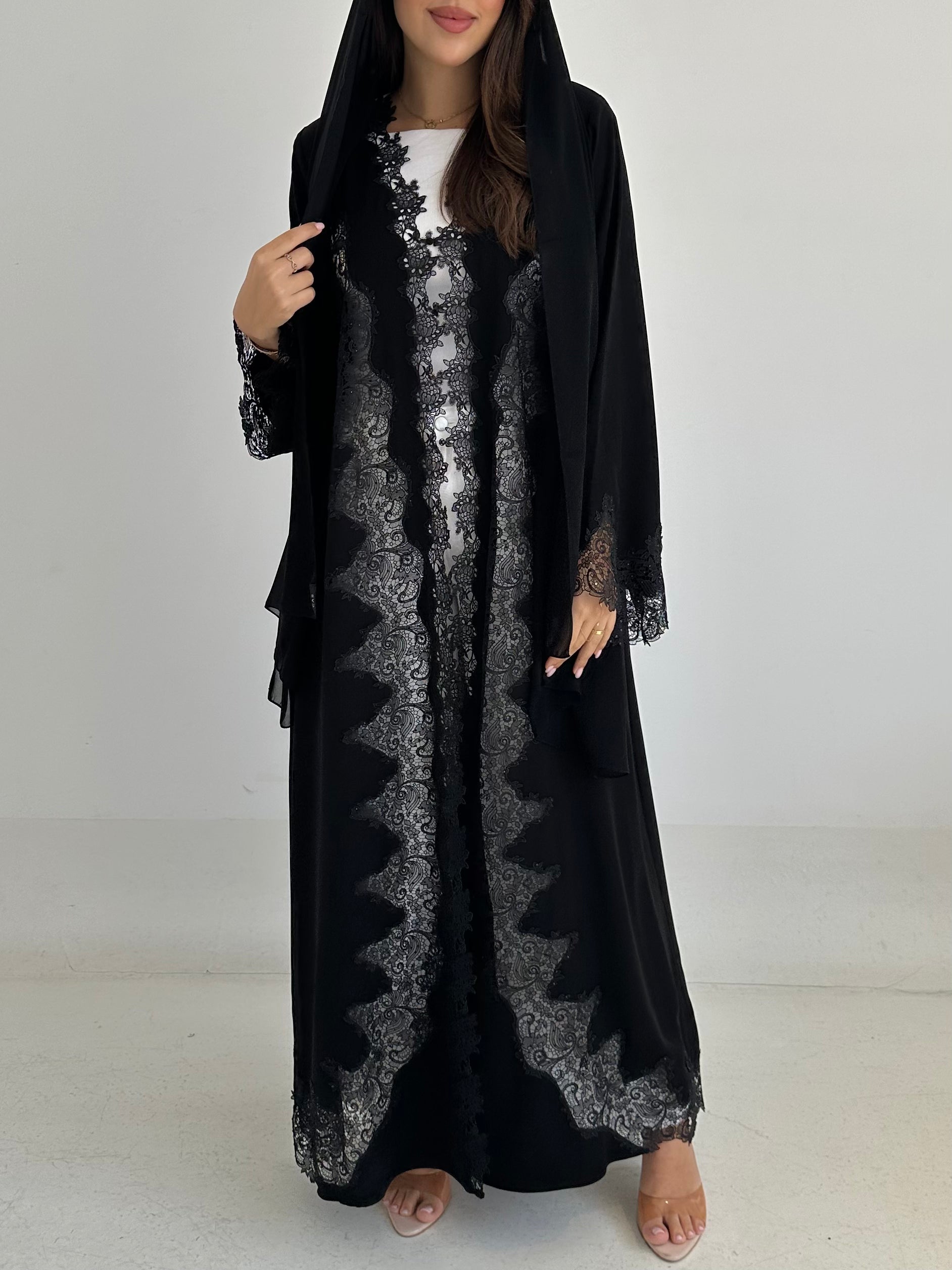 C 2762 Black Crystal Dantel Abaya